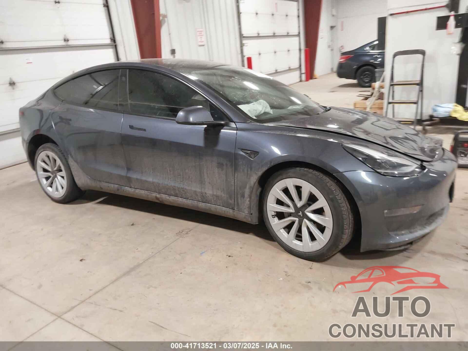 TESLA MODEL 3 2022 - 5YJ3E1EB5NF155330