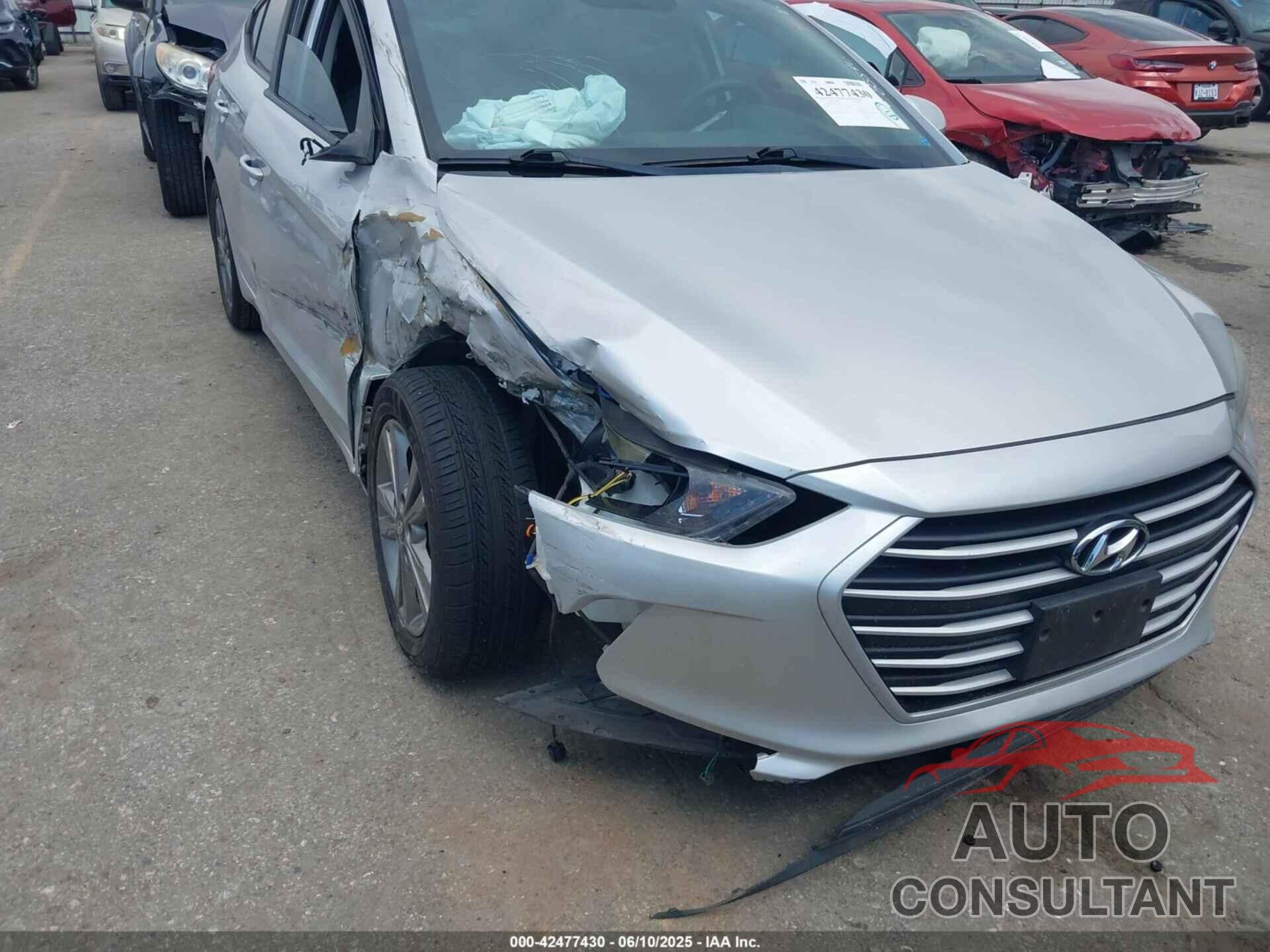 HYUNDAI ELANTRA 2018 - 5NPD84LF3JH310875