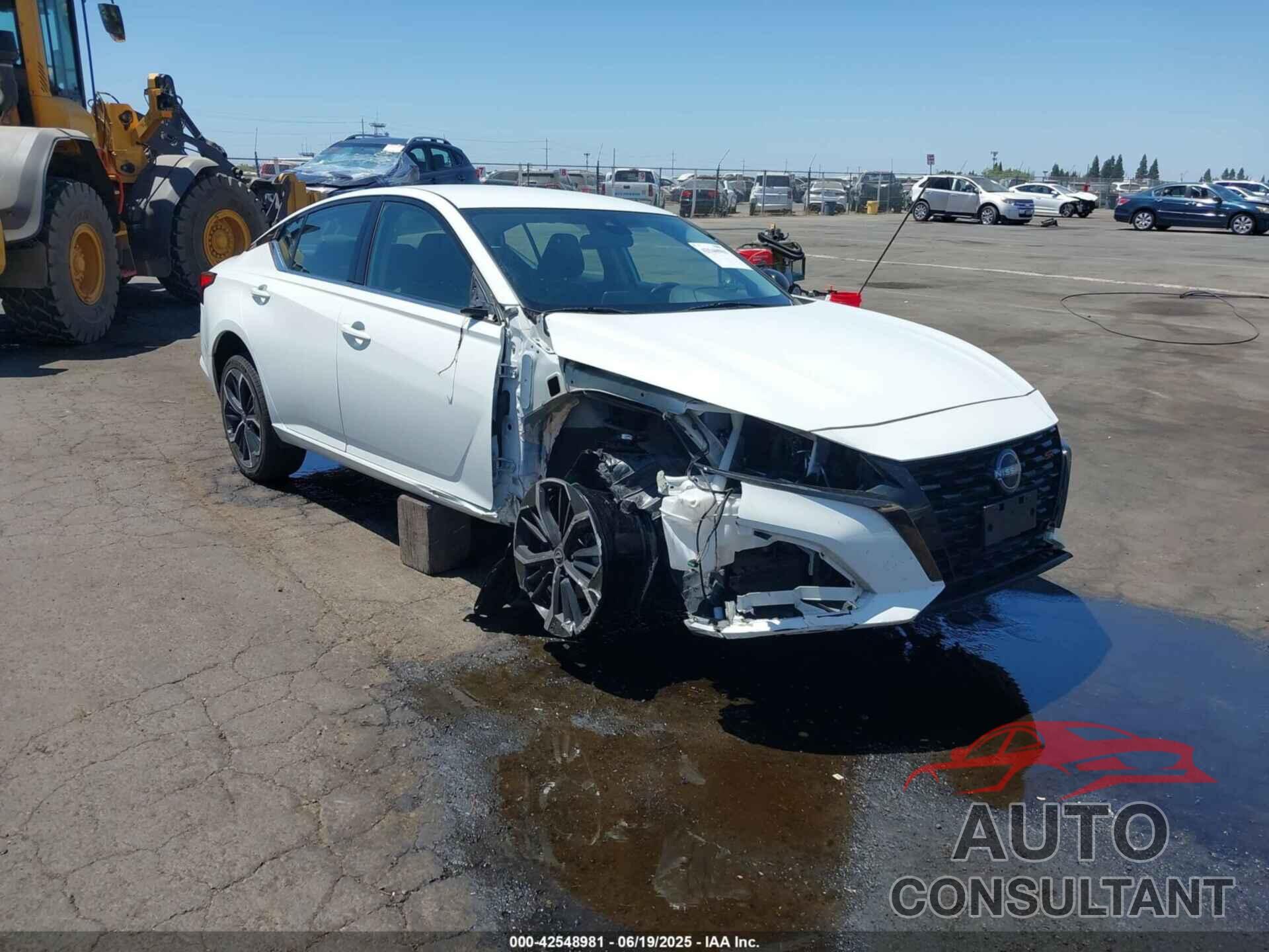NISSAN ALTIMA 2023 - 1N4BL4CV1PN330702