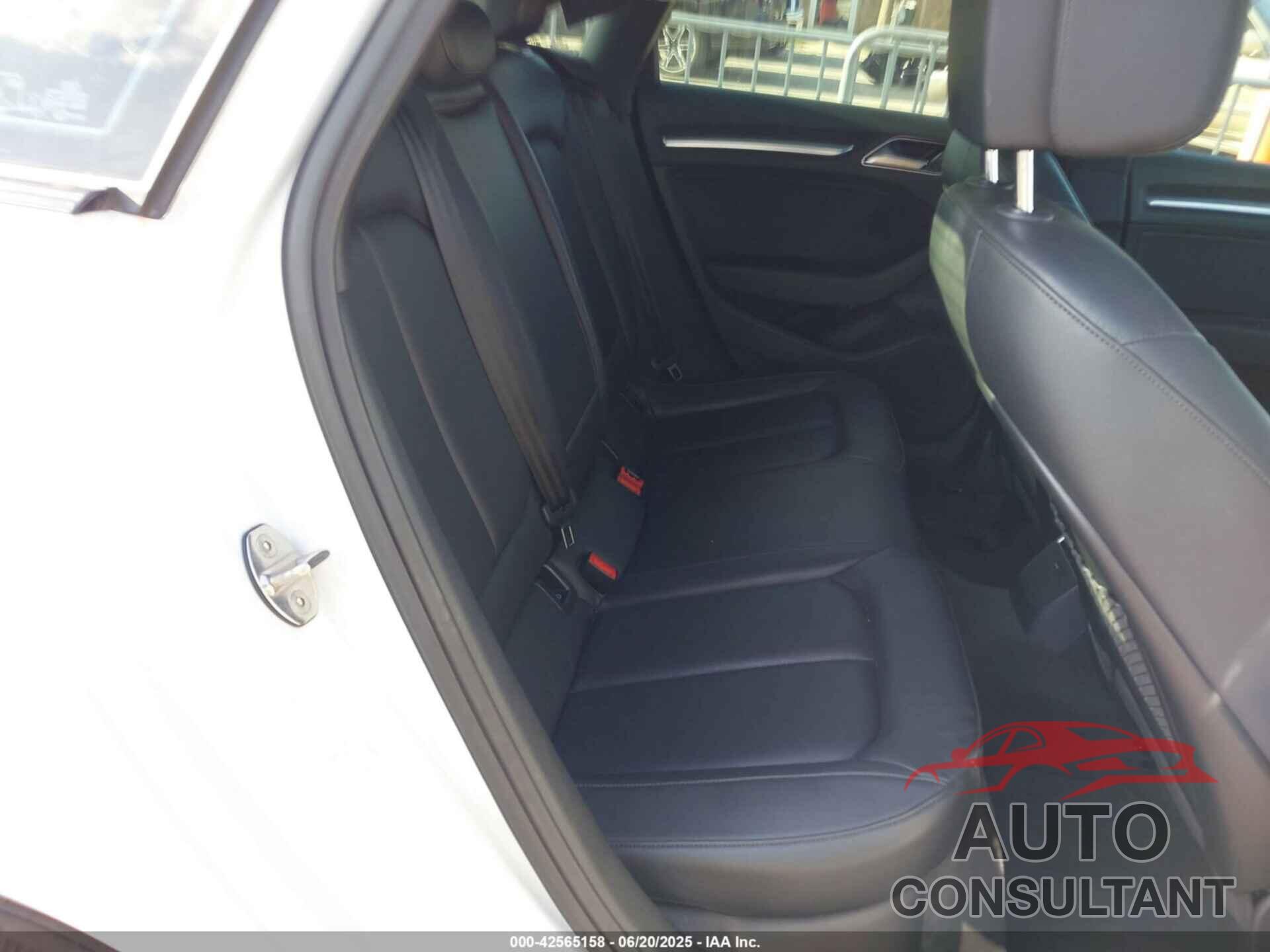 AUDI A3 2020 - WAUAUGFF6LA030676