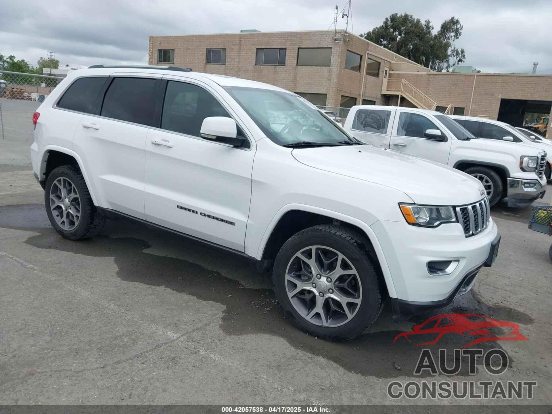 JEEP GRAND CHEROKEE 2018 - 1C4RJFBG5JC334106