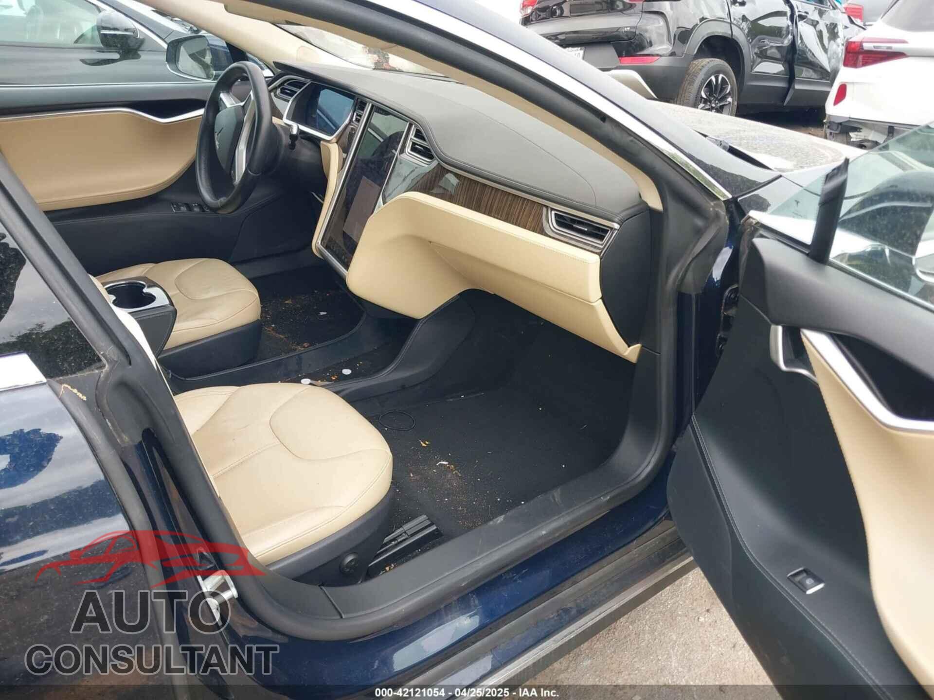 TESLA MODEL S 2013 - 5YJSA1CN9DFP26546