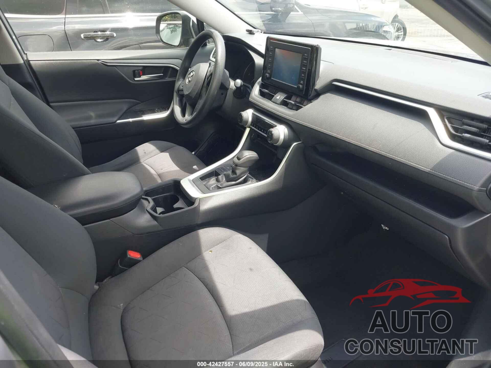 TOYOTA RAV4 2019 - JTMW1RFV1KD505216