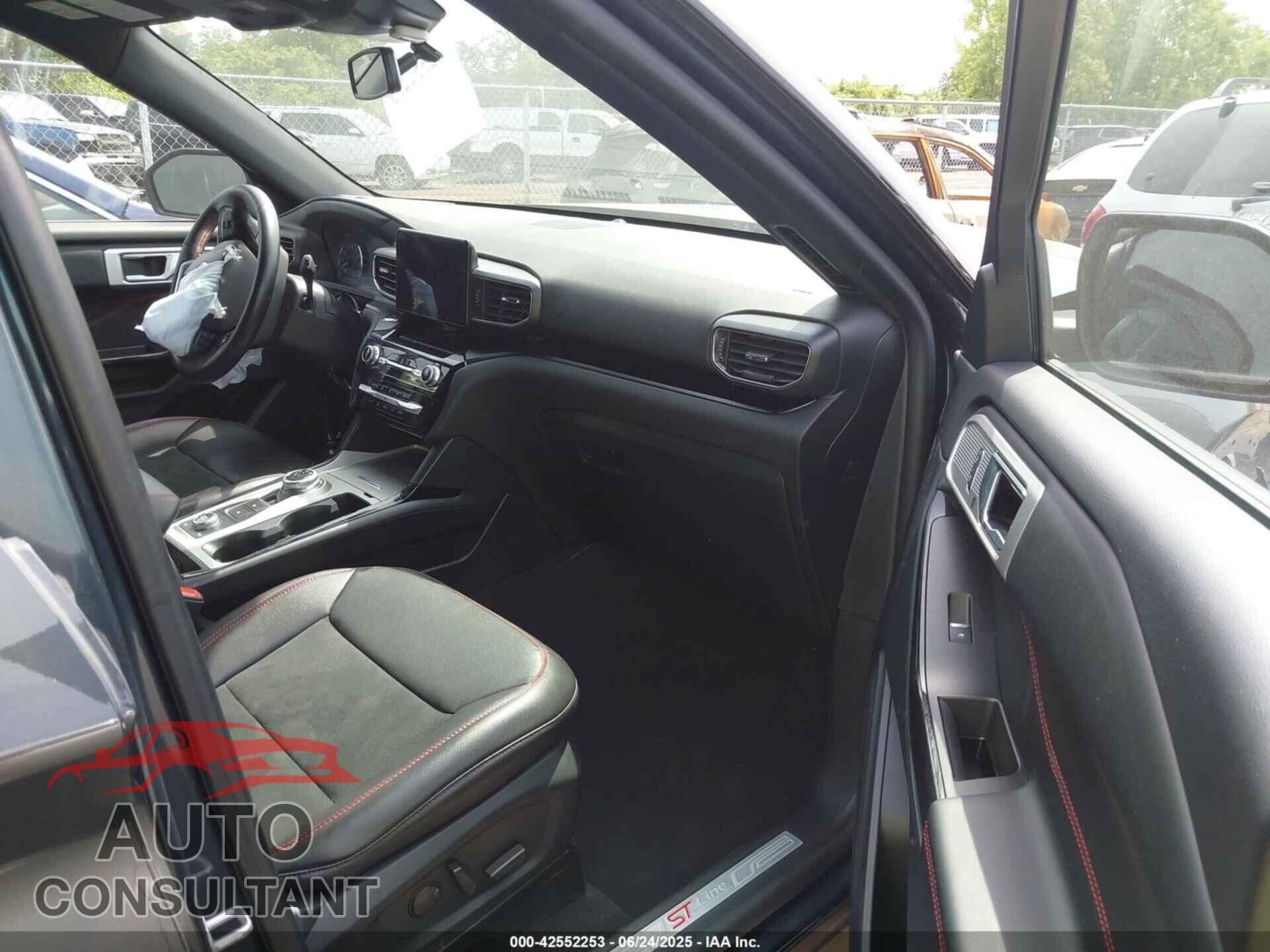 FORD EXPLORER 2022 - 1FMSK8KH0NGA98235