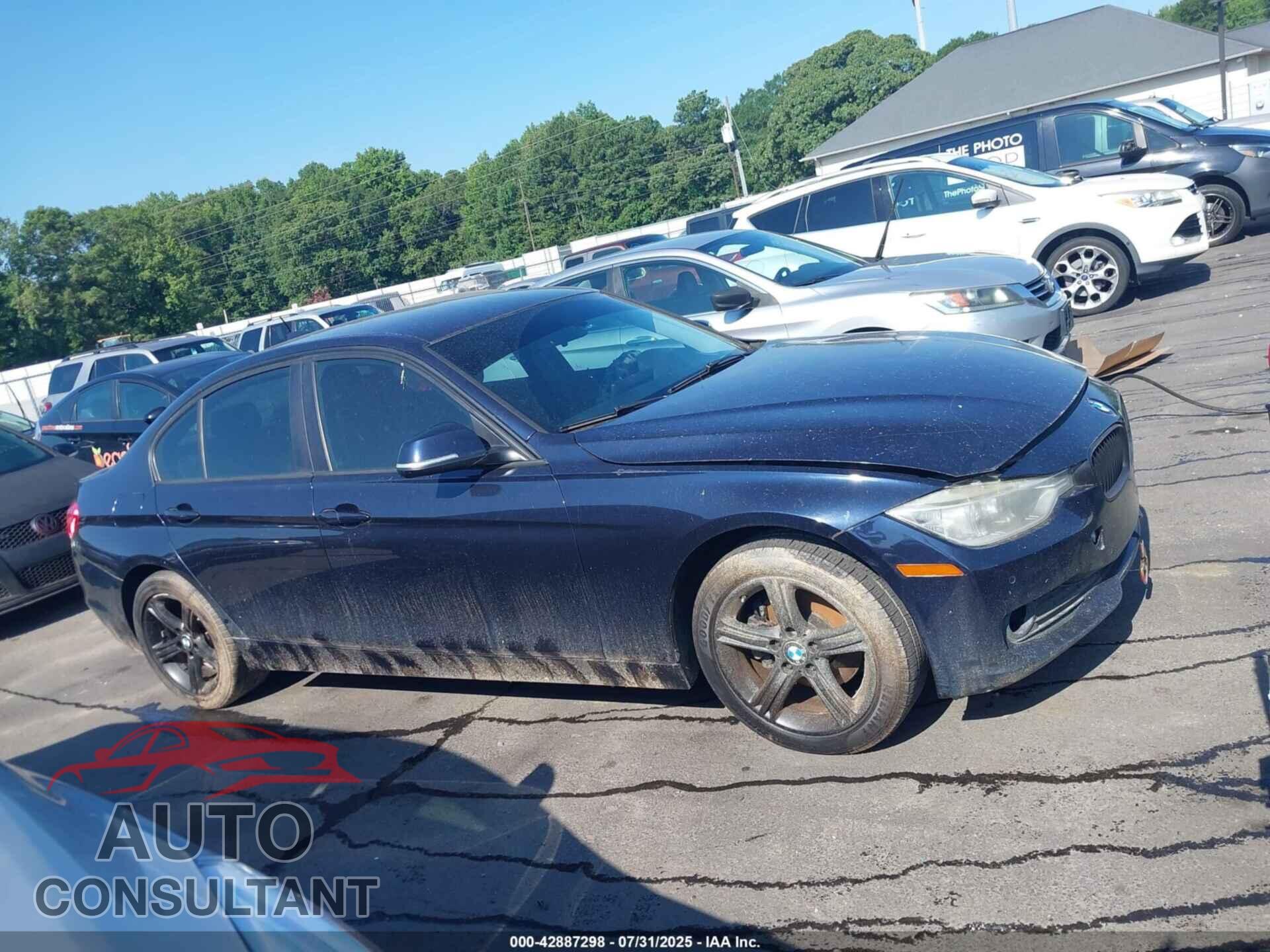 BMW 320I 2014 - WBA3C3C54EF986910