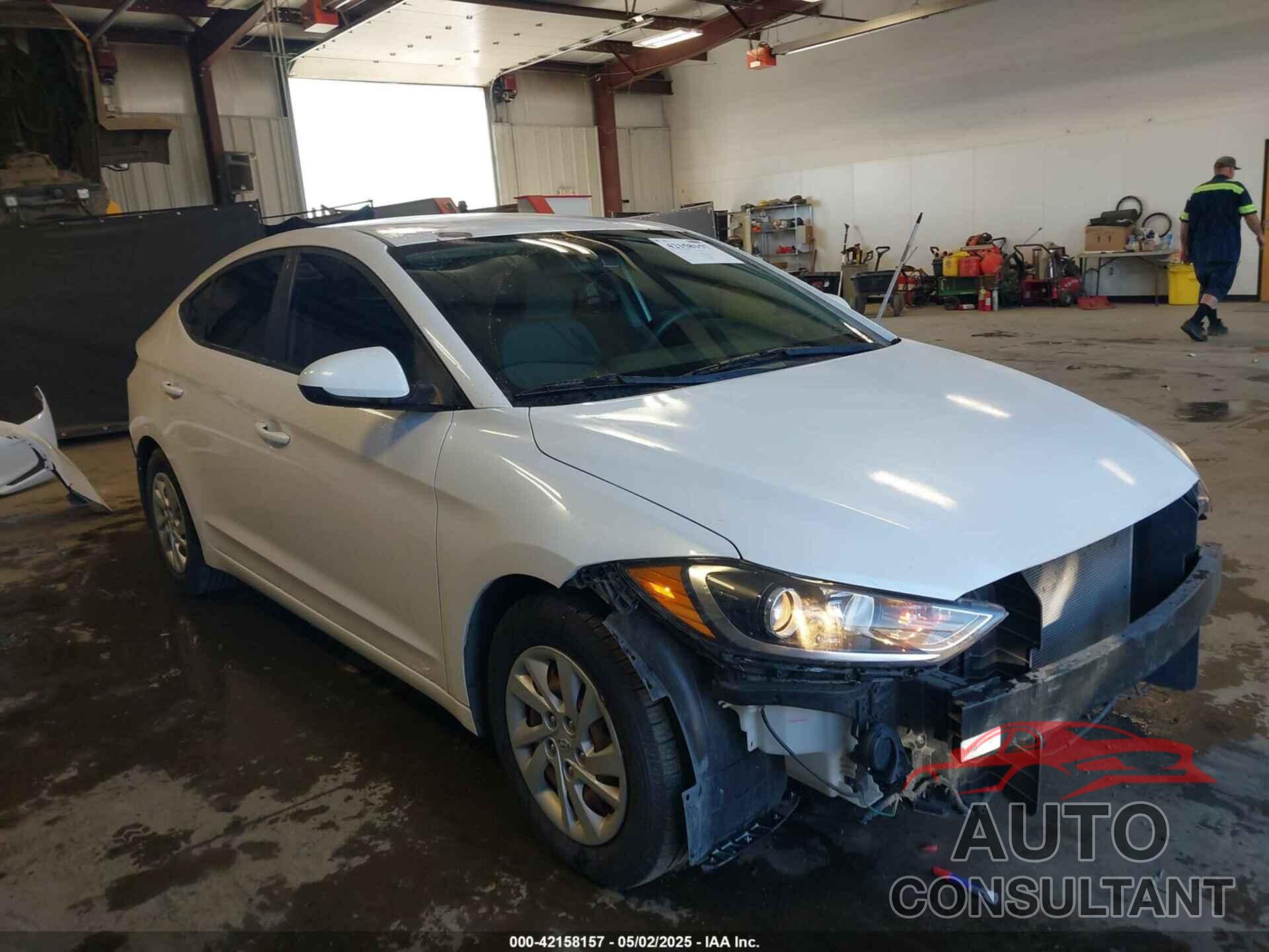 HYUNDAI ELANTRA 2017 - 5NPD74LF3HH165639
