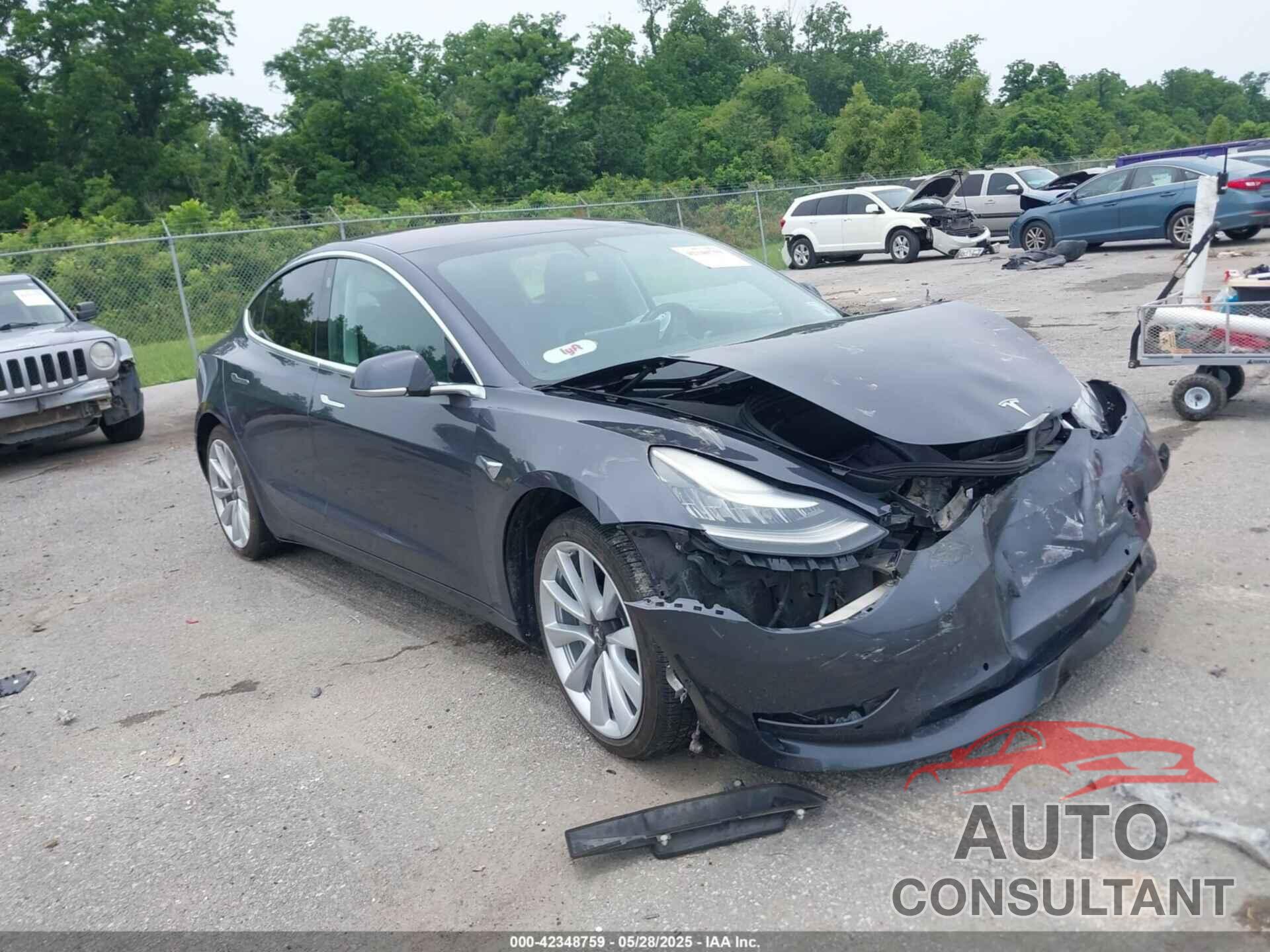 TESLA MODEL 3 2018 - 5YJ3E1EA8JF110092