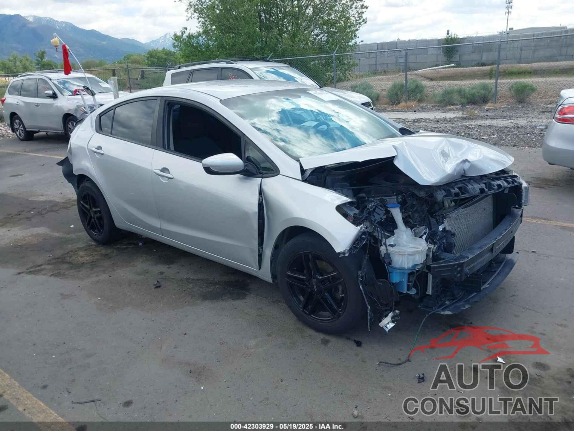 KIA FORTE 2017 - 3KPFK4A72HE092707