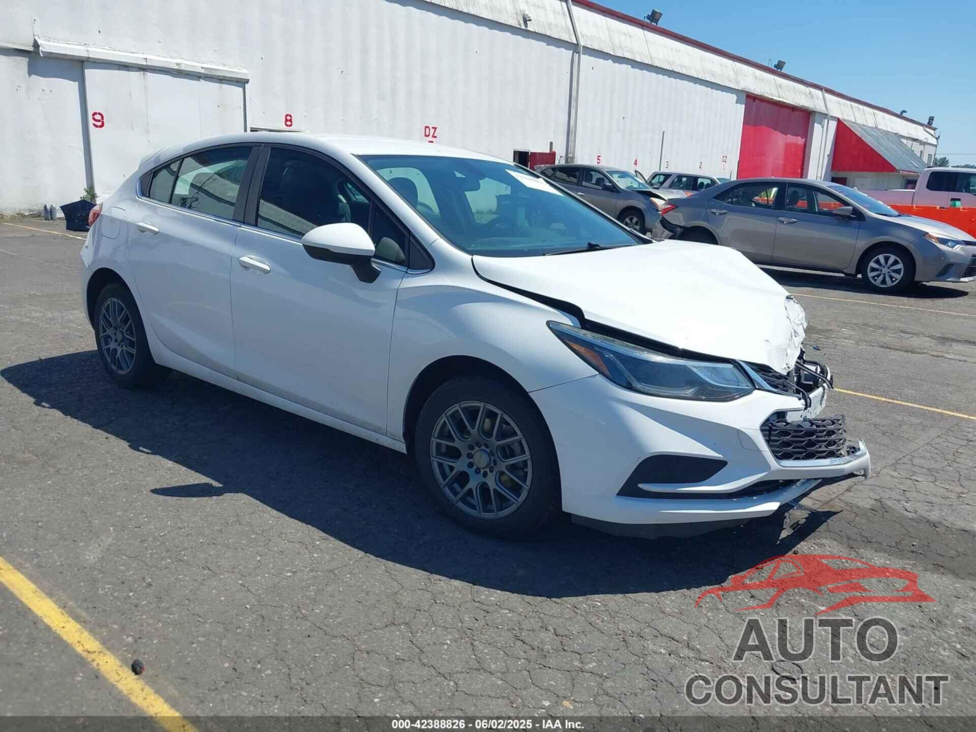 CHEVROLET CRUZE 2018 - 3G1BE6SMXJS546692