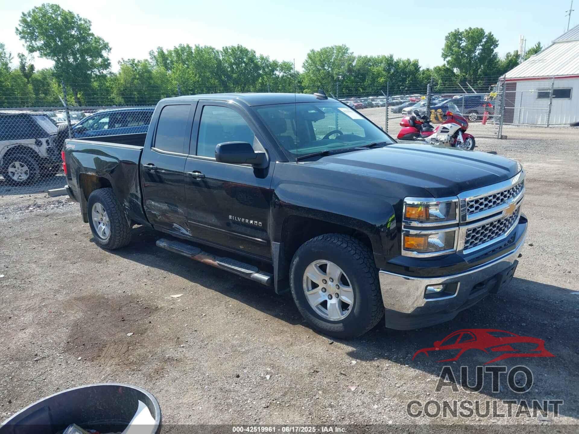 CHEVROLET SILVERADO 1500 2015 - 1GCVKREH3FZ254082