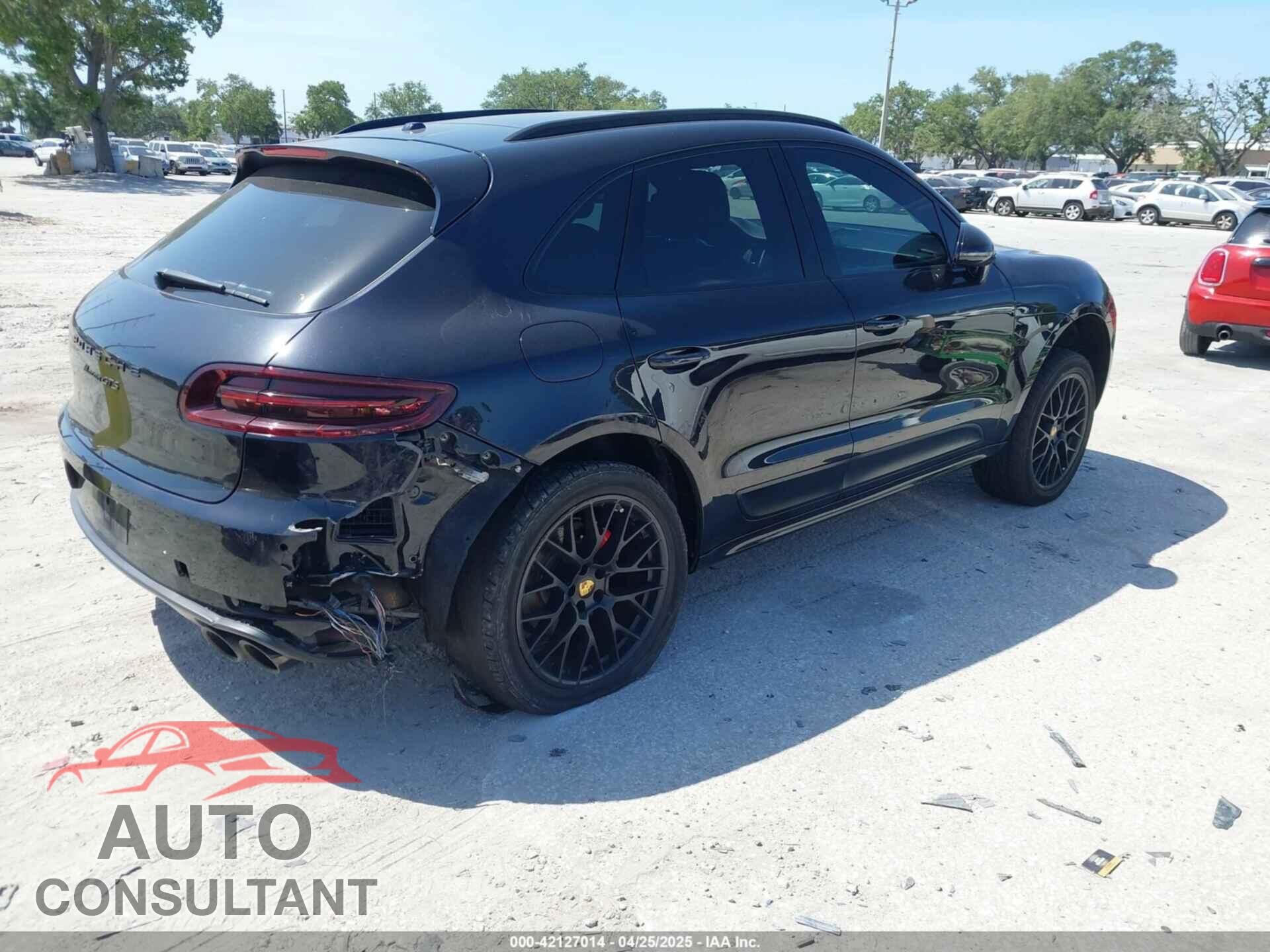PORSCHE MACAN 2017 - WP1AG2A56HLB54856