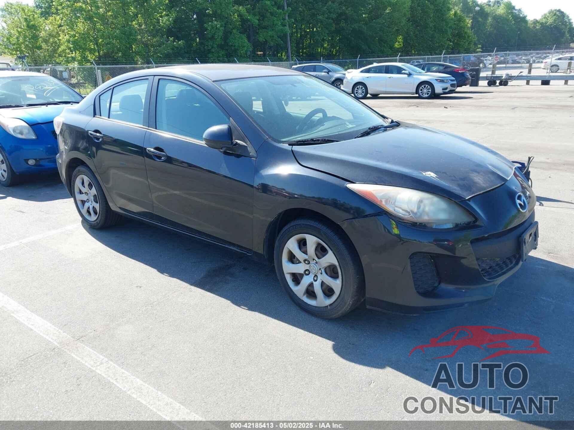 MAZDA MAZDA3 2013 - JM1BL1TG9D1811438