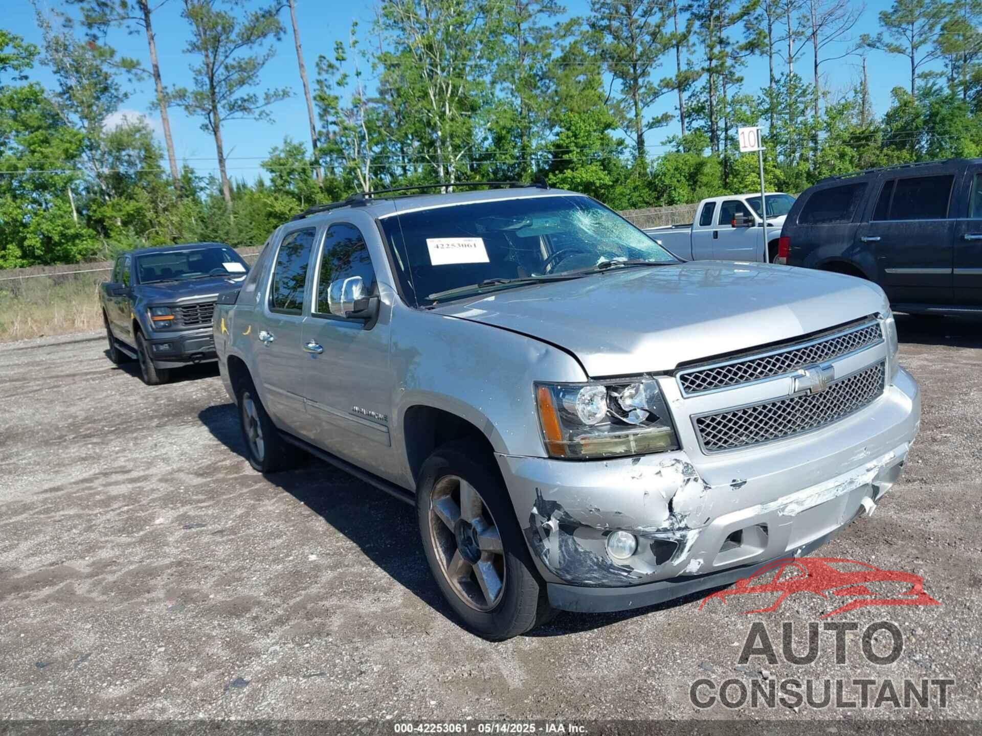 CHEVROLET AVALANCHE 1500 2011 - 3GNMCGE0XBG106830