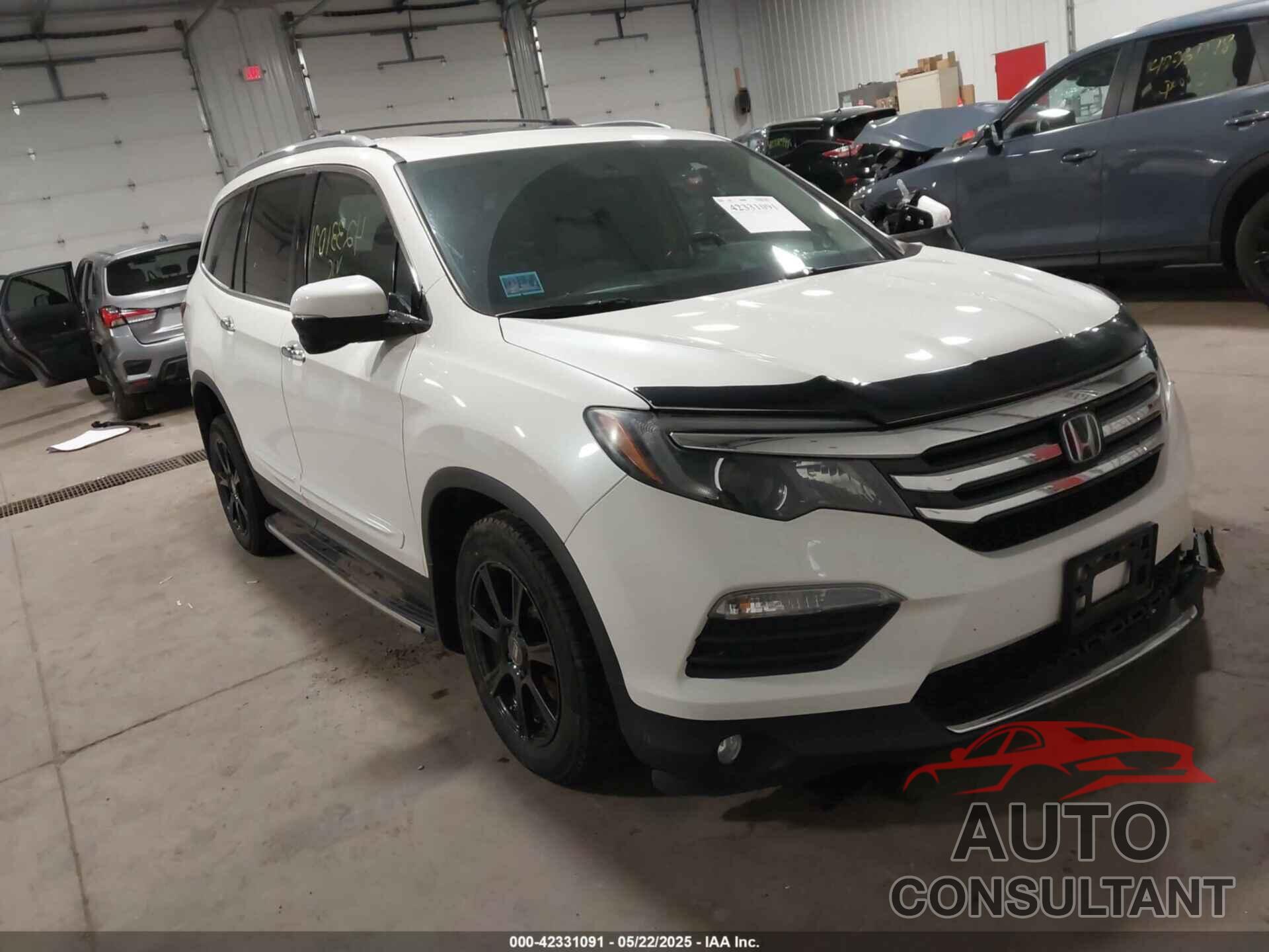 HONDA PILOT 2016 - 5FNYF6H93GB078601