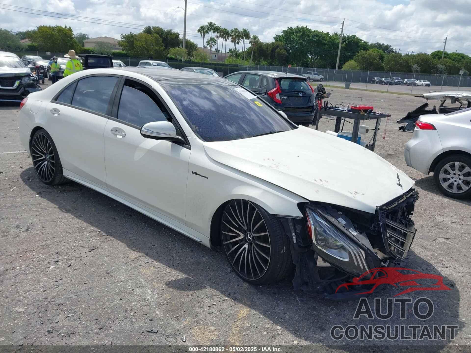 MERCEDES-BENZ S 560 2019 - WDDUG8DB4KA451393