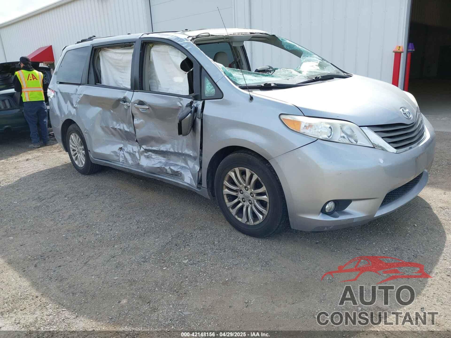 TOYOTA SIENNA 2012 - 5TDYK3DC2CS233687