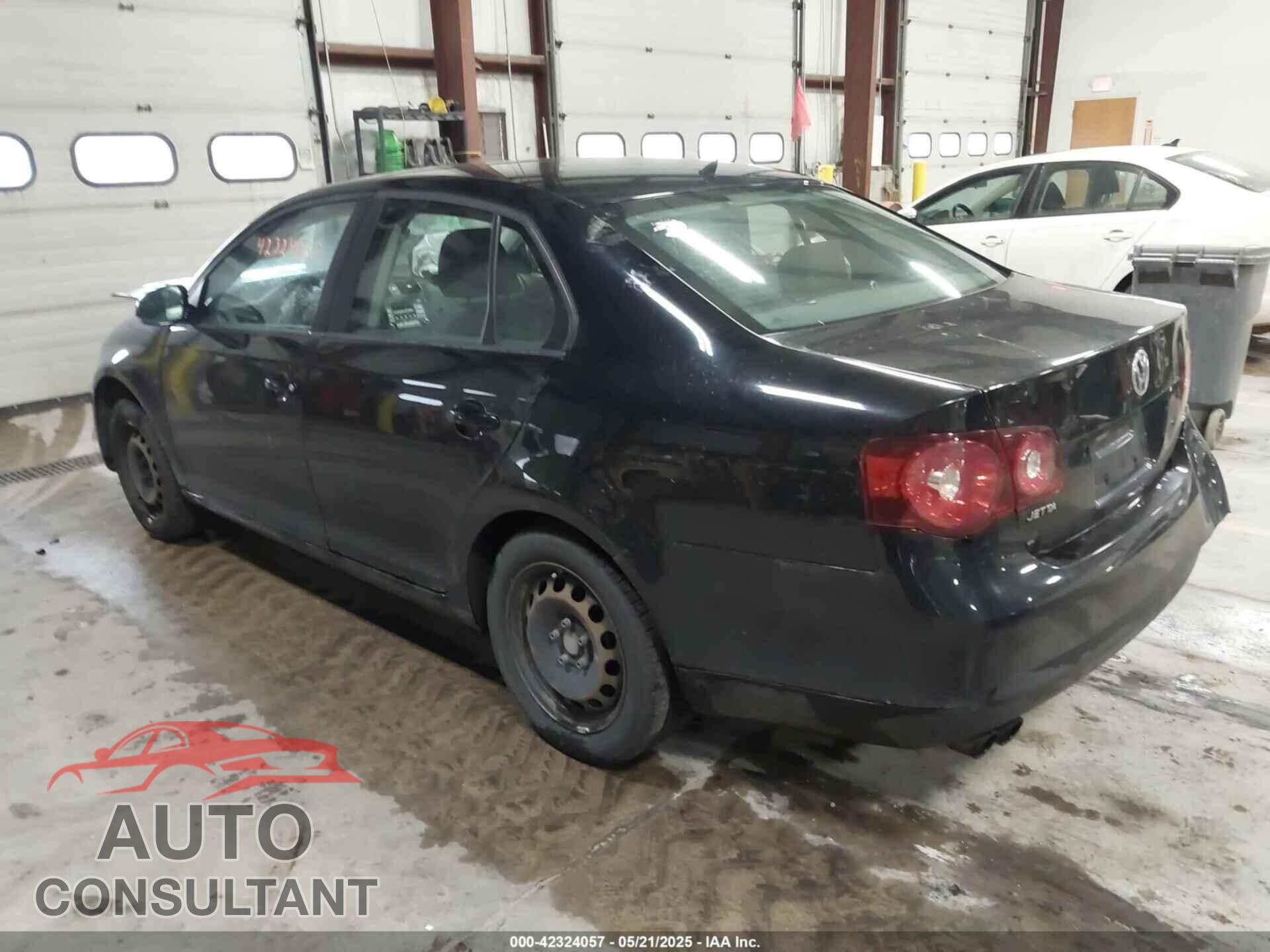 VOLKSWAGEN JETTA 2009 - 3VWJM71K99M124177