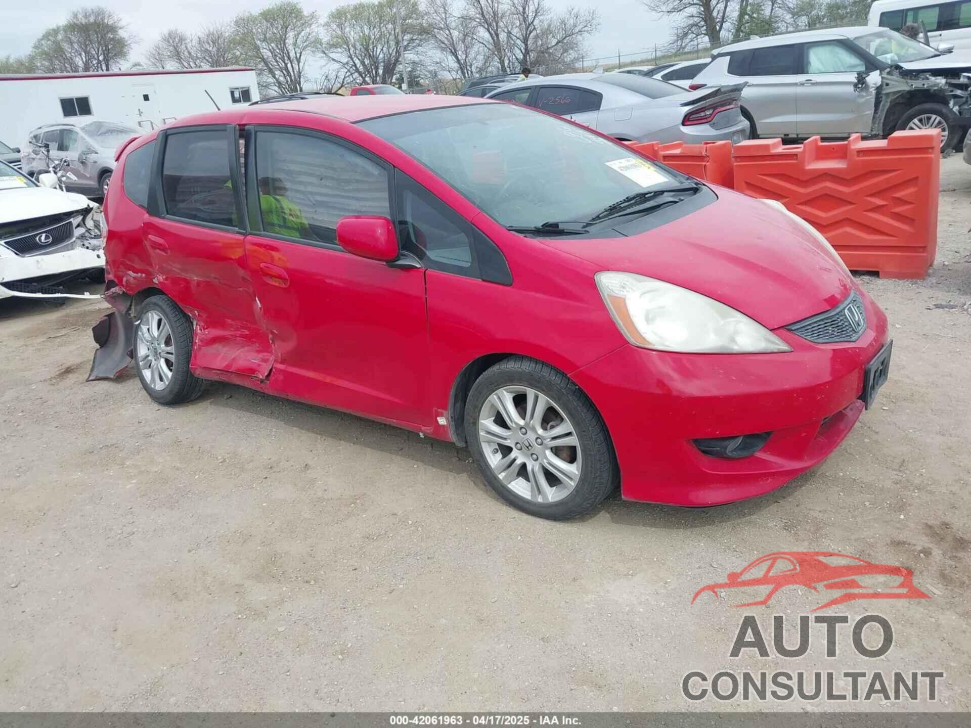 HONDA FIT 2010 - JHMGE8H42AC029147