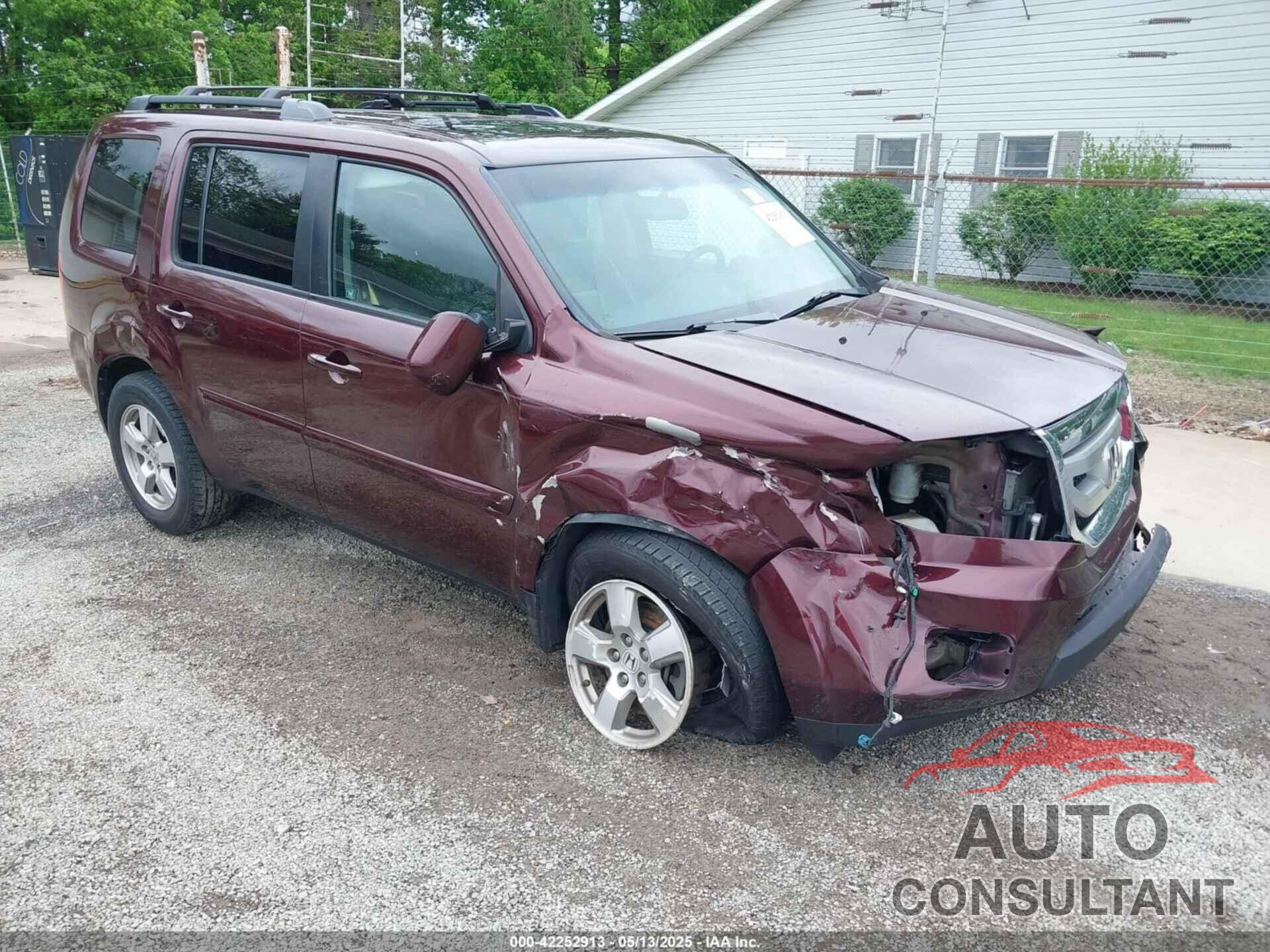 HONDA PILOT 2011 - 5FNYF4H68BB057469