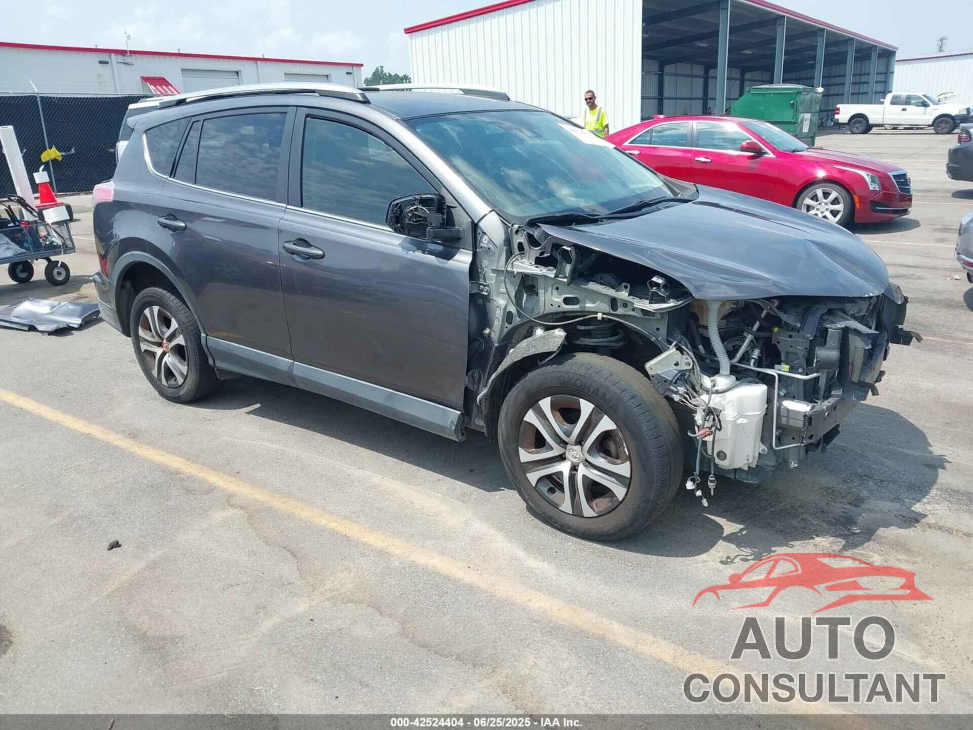 TOYOTA RAV4 2017 - JTMZFREV6HJ107266
