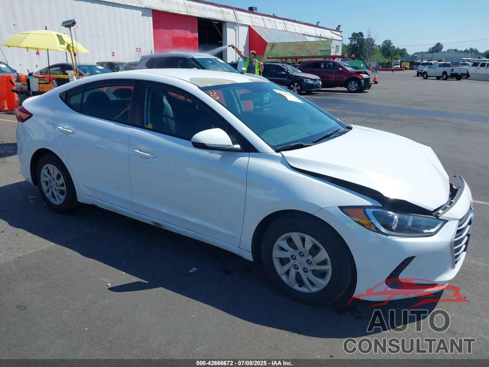 HYUNDAI ELANTRA 2018 - 5NPD74LF4JH284077