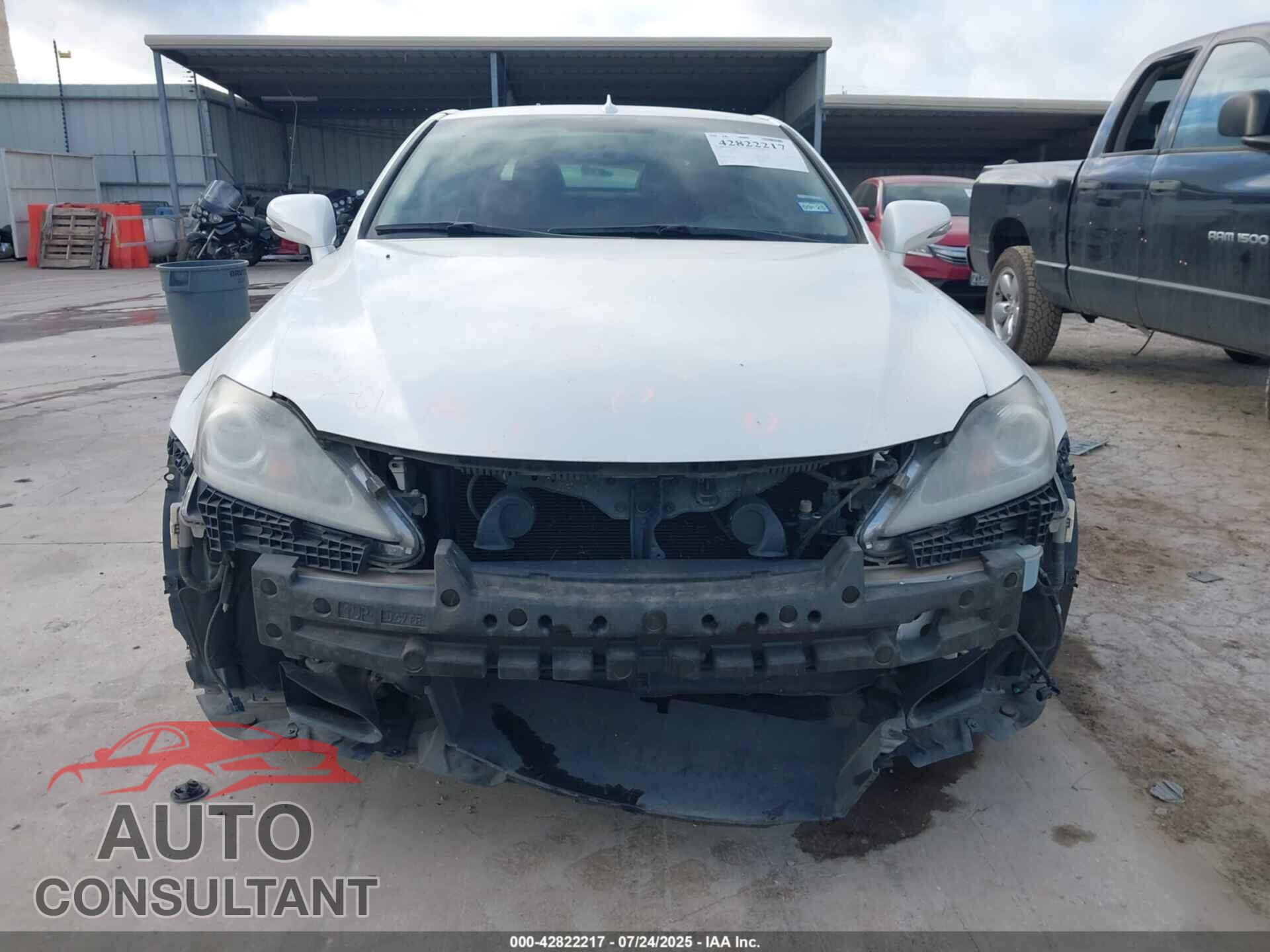 LEXUS IS 250C 2014 - JTHFF2C26E2531246