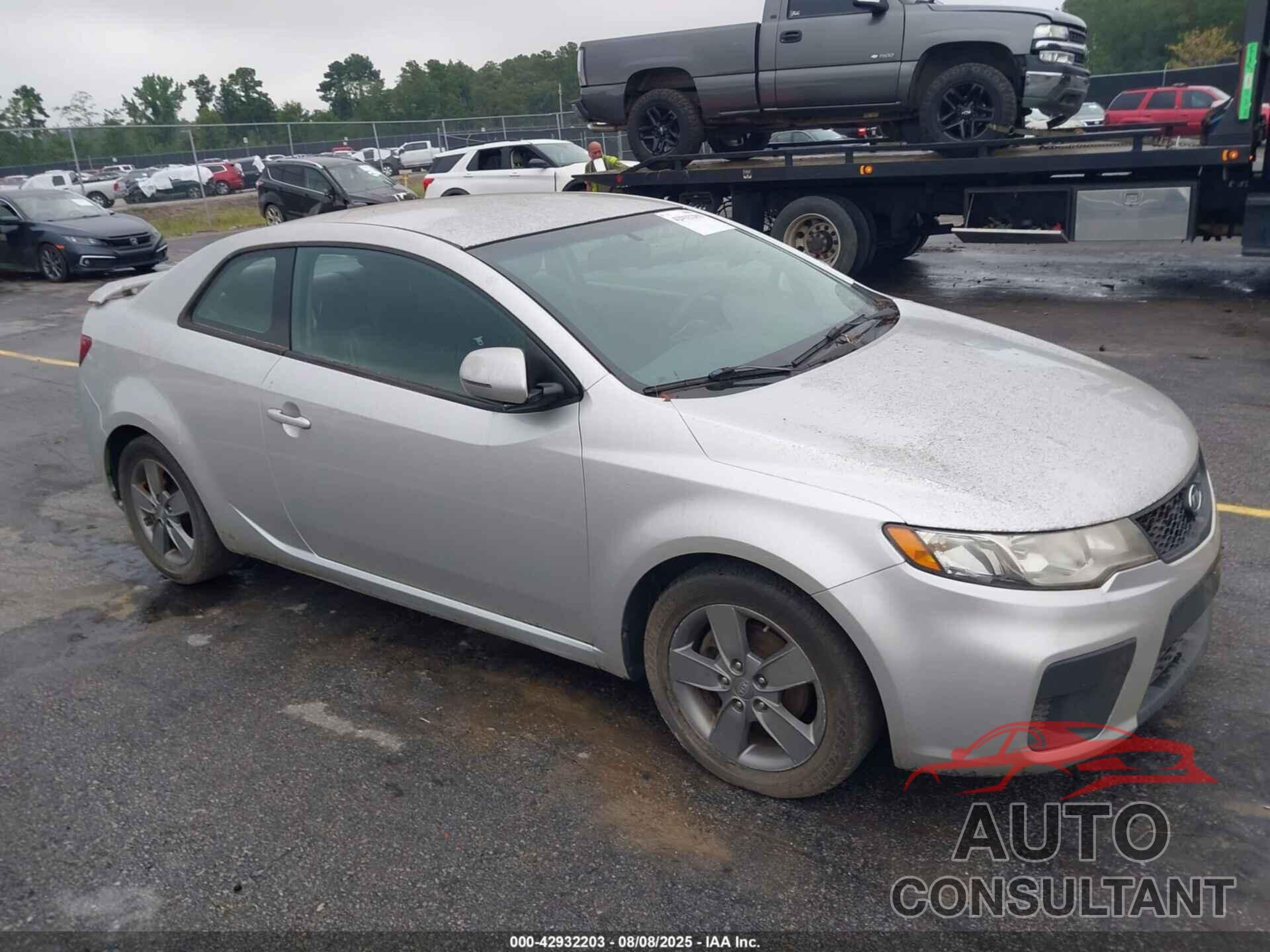 KIA FORTE KOUP 2012 - KNAFU6A20C5632437