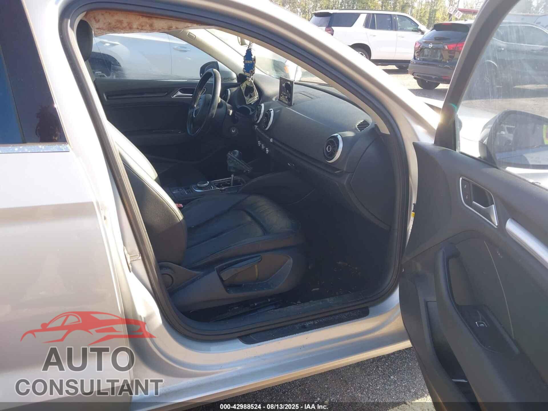 AUDI A3 2015 - WAUACGFF7F1006541
