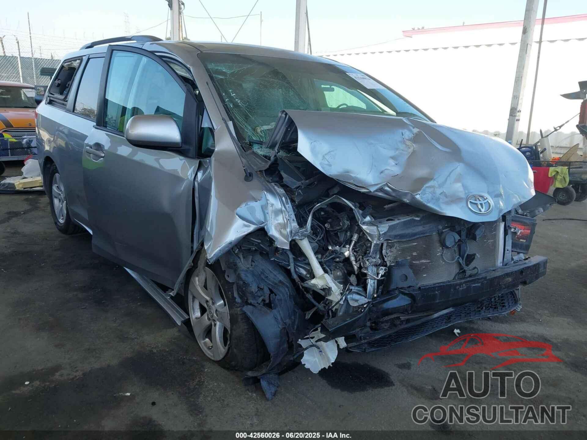 TOYOTA SIENNA 2013 - 5TDKK3DC2DS344974