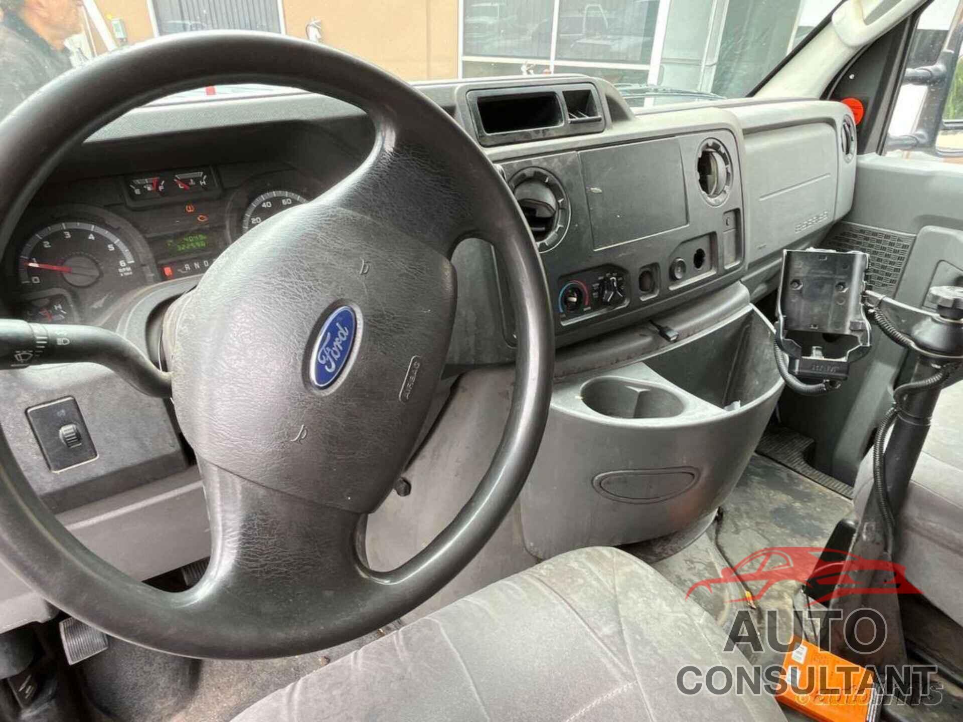 FORD E-150 2010 - 1FTNE1EW0ADA90836