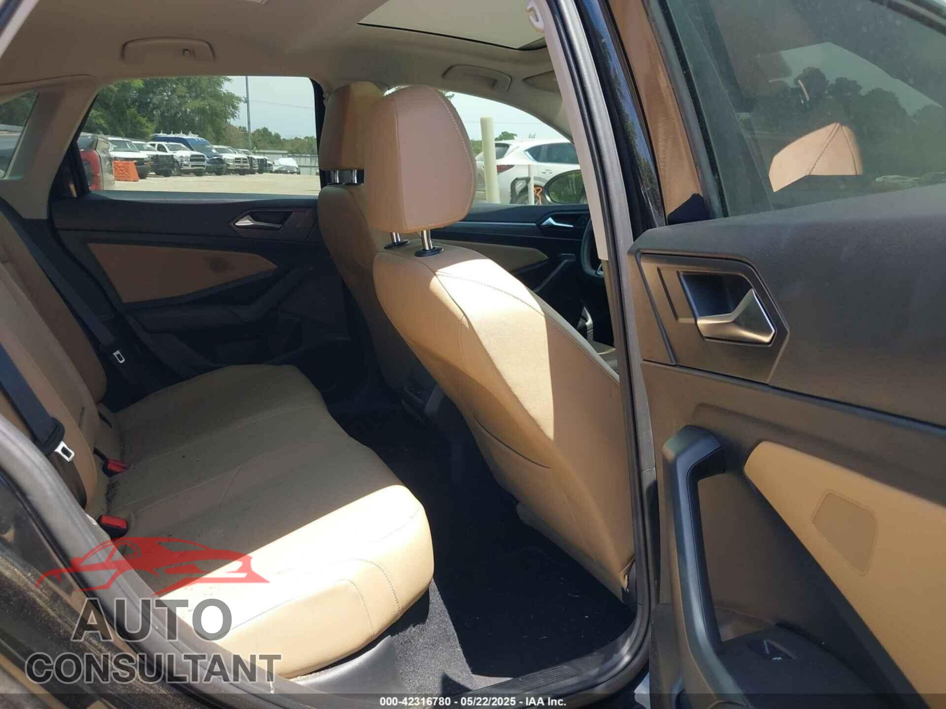 VOLKSWAGEN JETTA 2020 - 3VWEB7BU2LM052964