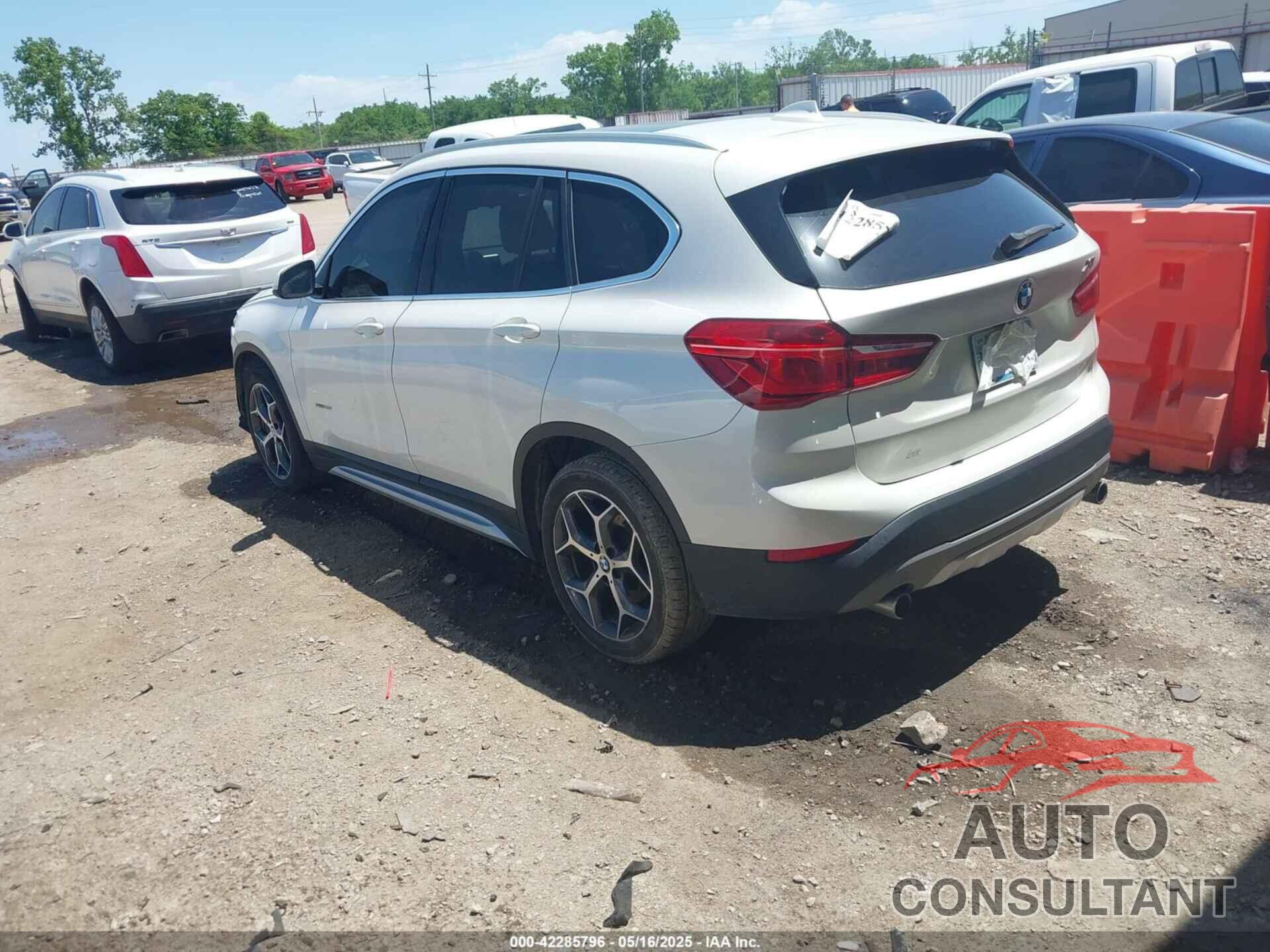 BMW X1 2018 - WBXHU7C37J5H38992