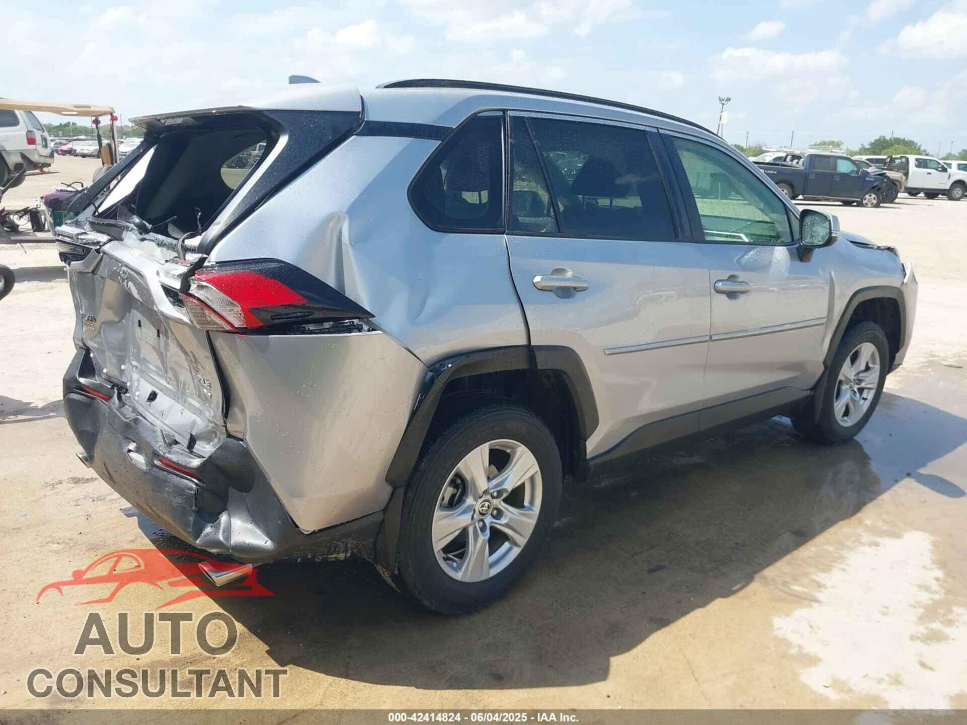 TOYOTA RAV4 2020 - JTMP1RFV0LJ030911