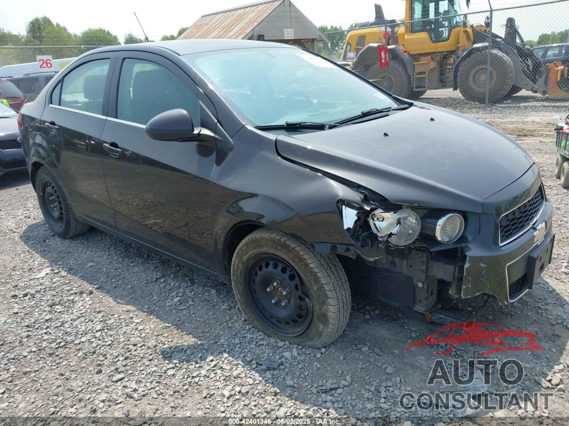 CHEVROLET SONIC 2015 - 1G1JC5SG5F4167984