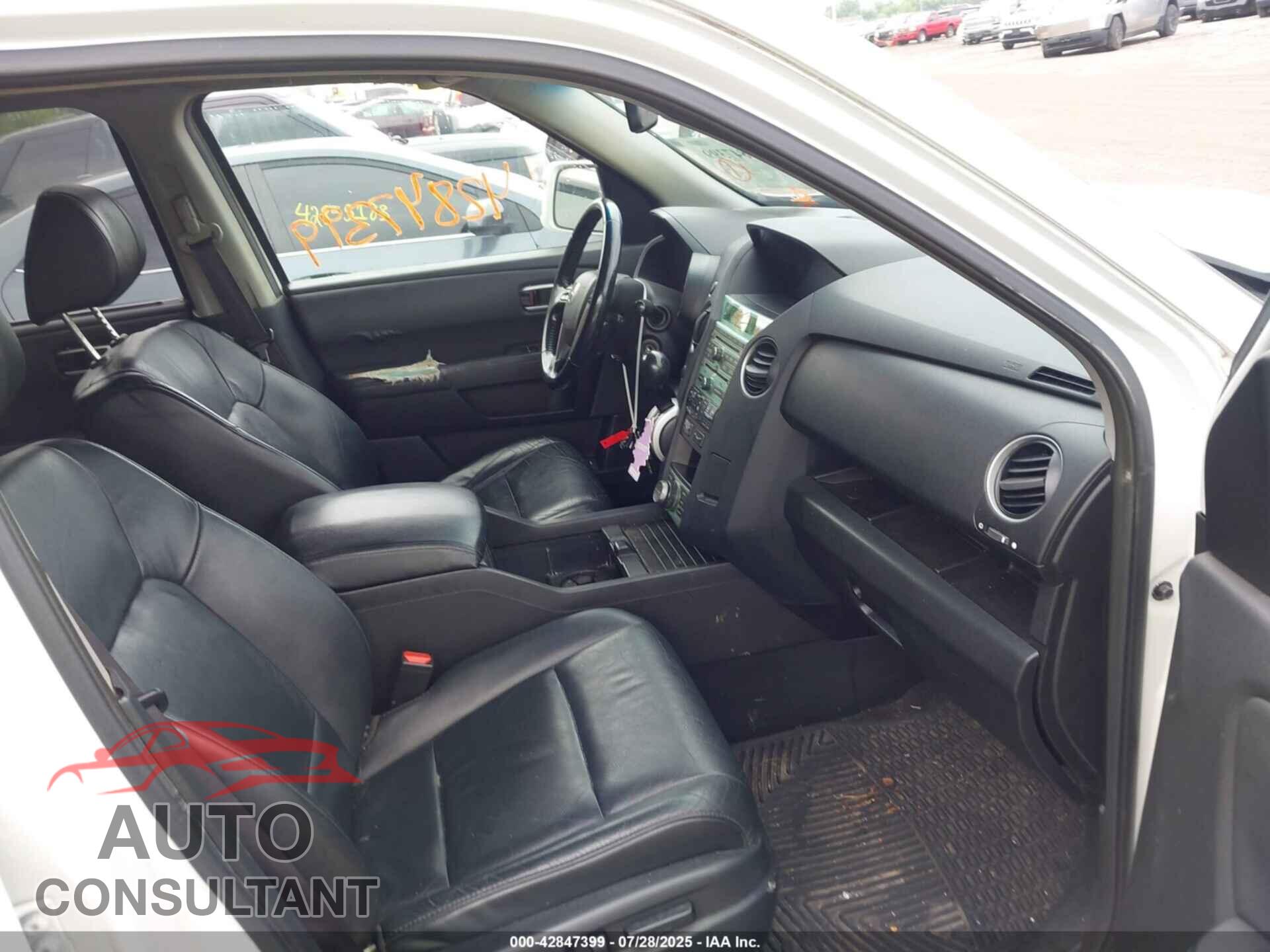HONDA PILOT 2011 - 5FNYF4H97BB008662