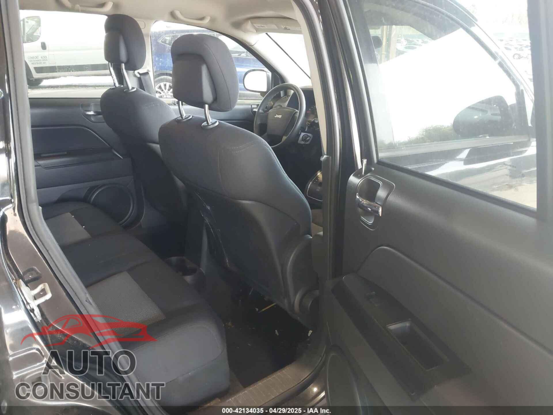 JEEP COMPASS 2010 - 1J4NF4FB0AD512589