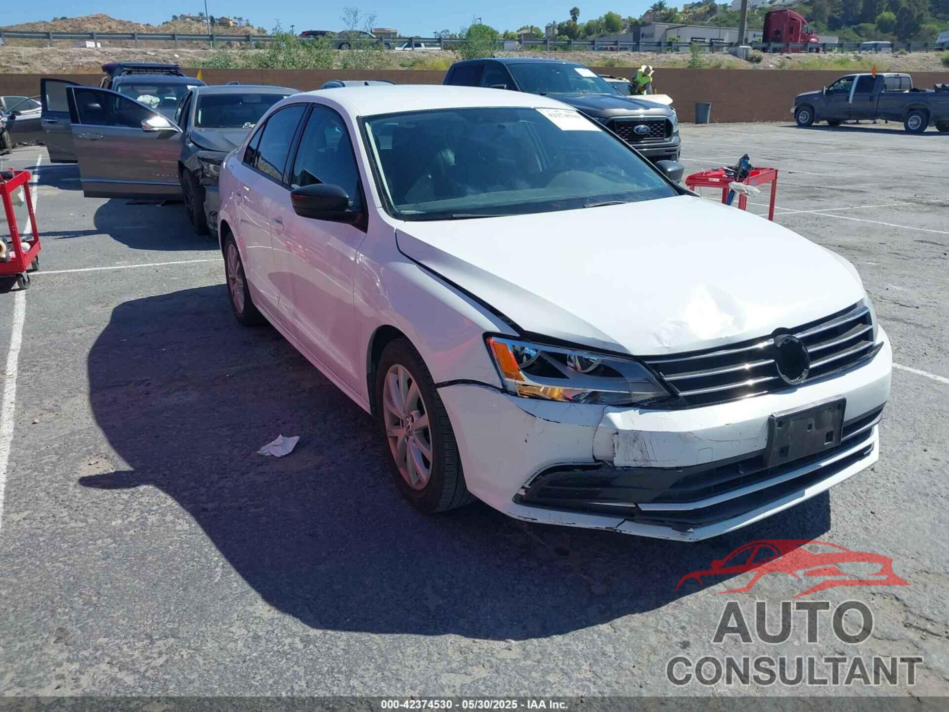 VOLKSWAGEN JETTA 2015 - 3VWD17AJ3FM352152