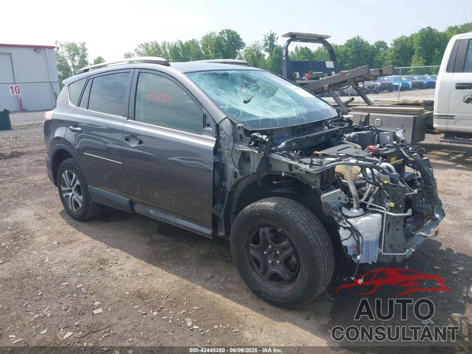 TOYOTA RAV4 2018 - JTMBFREV3JJ194194