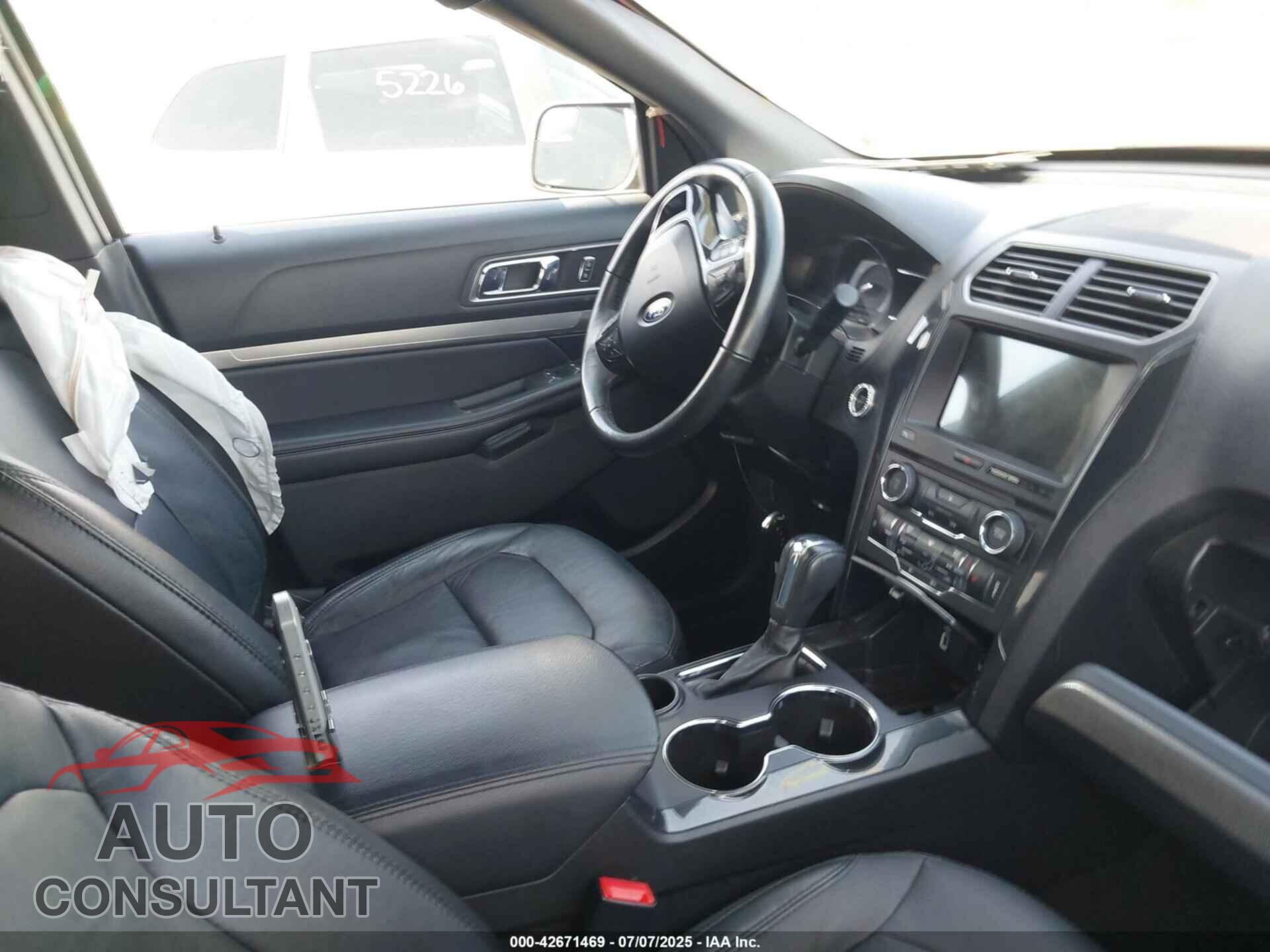 FORD EXPLORER 2018 - 1FM5K7D83JGB63593