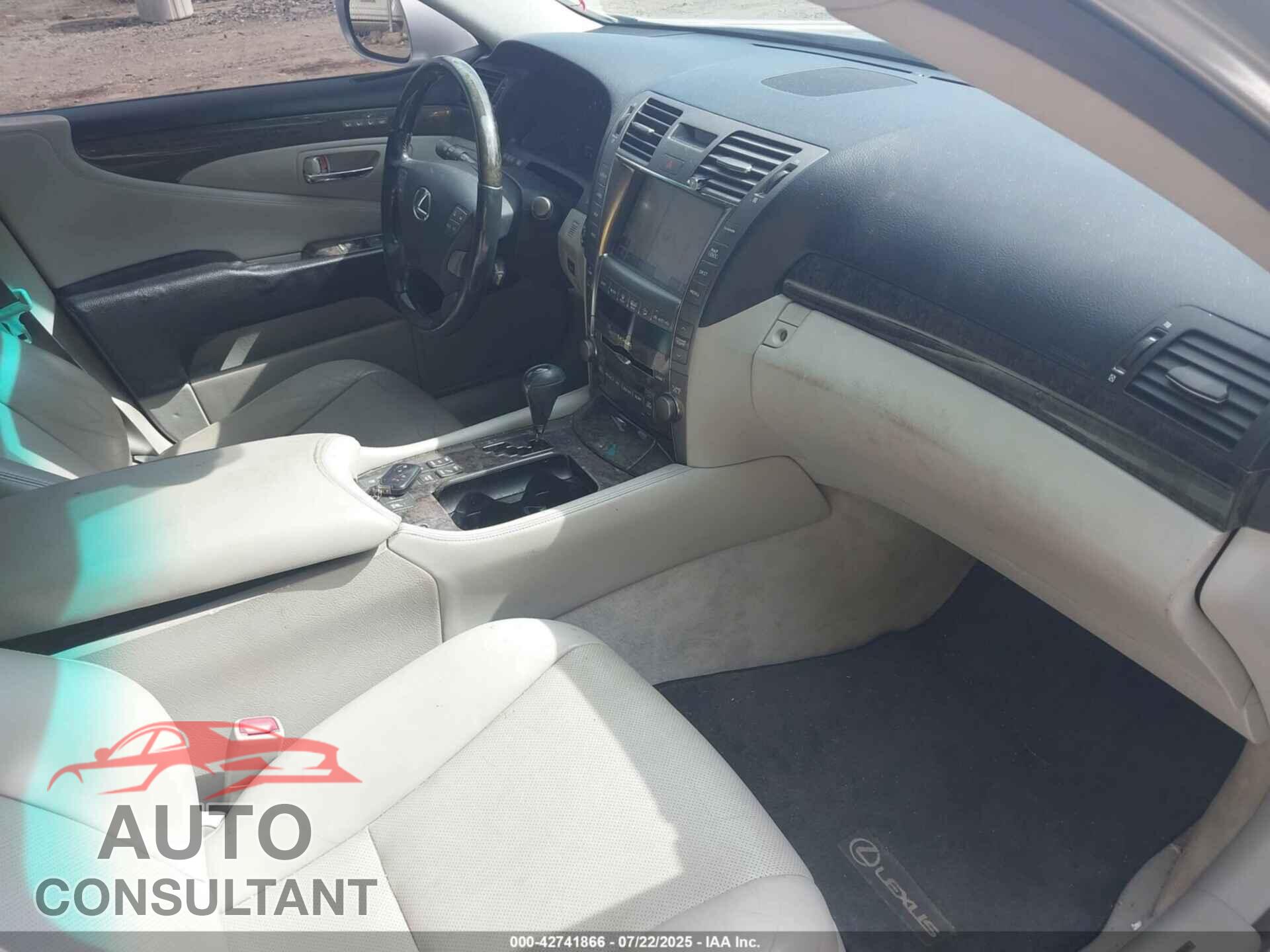 LEXUS LS 460 2009 - JTHCL46F695002843