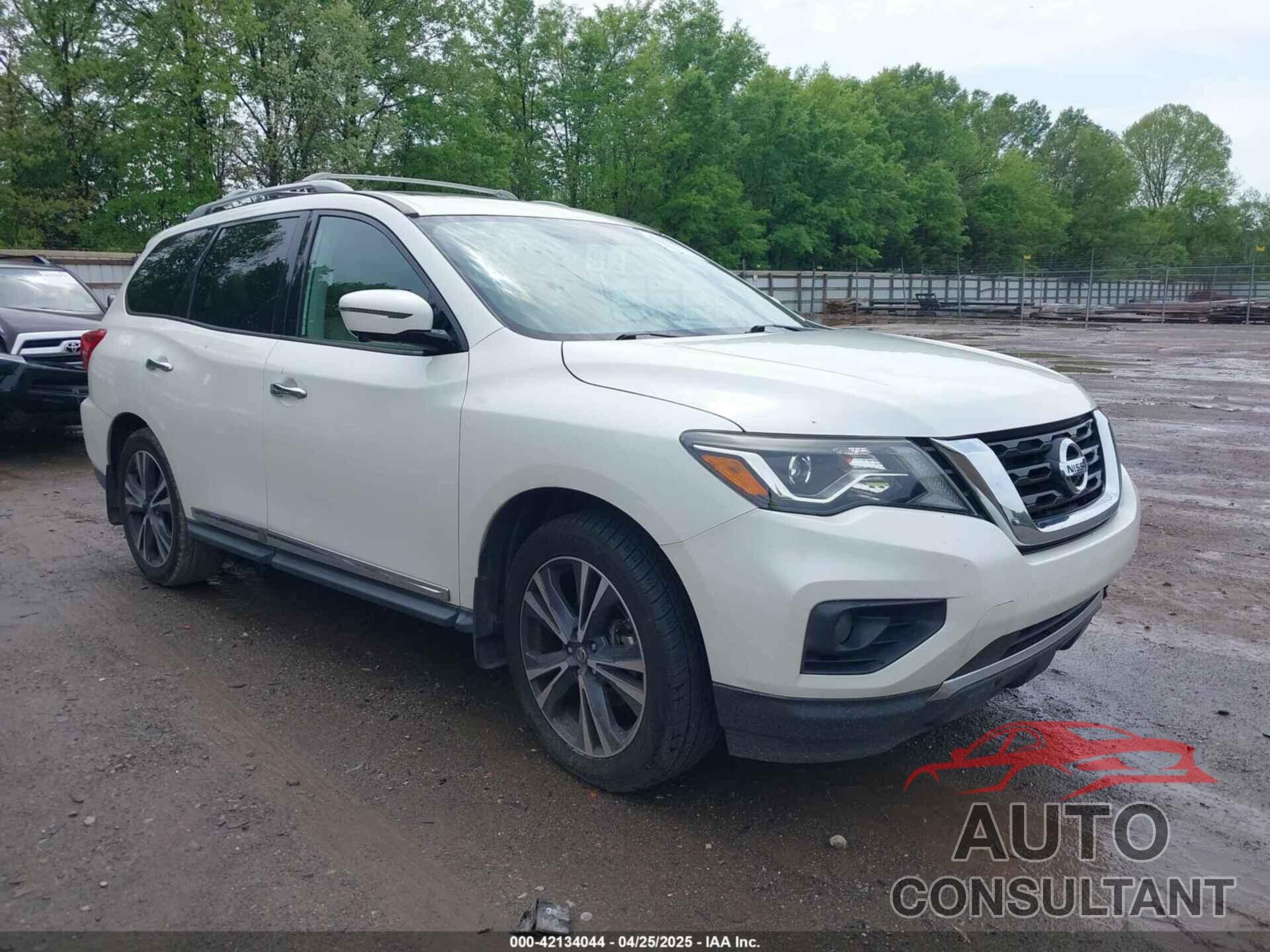 NISSAN PATHFINDER 2017 - 5N1DR2MN4HC641683