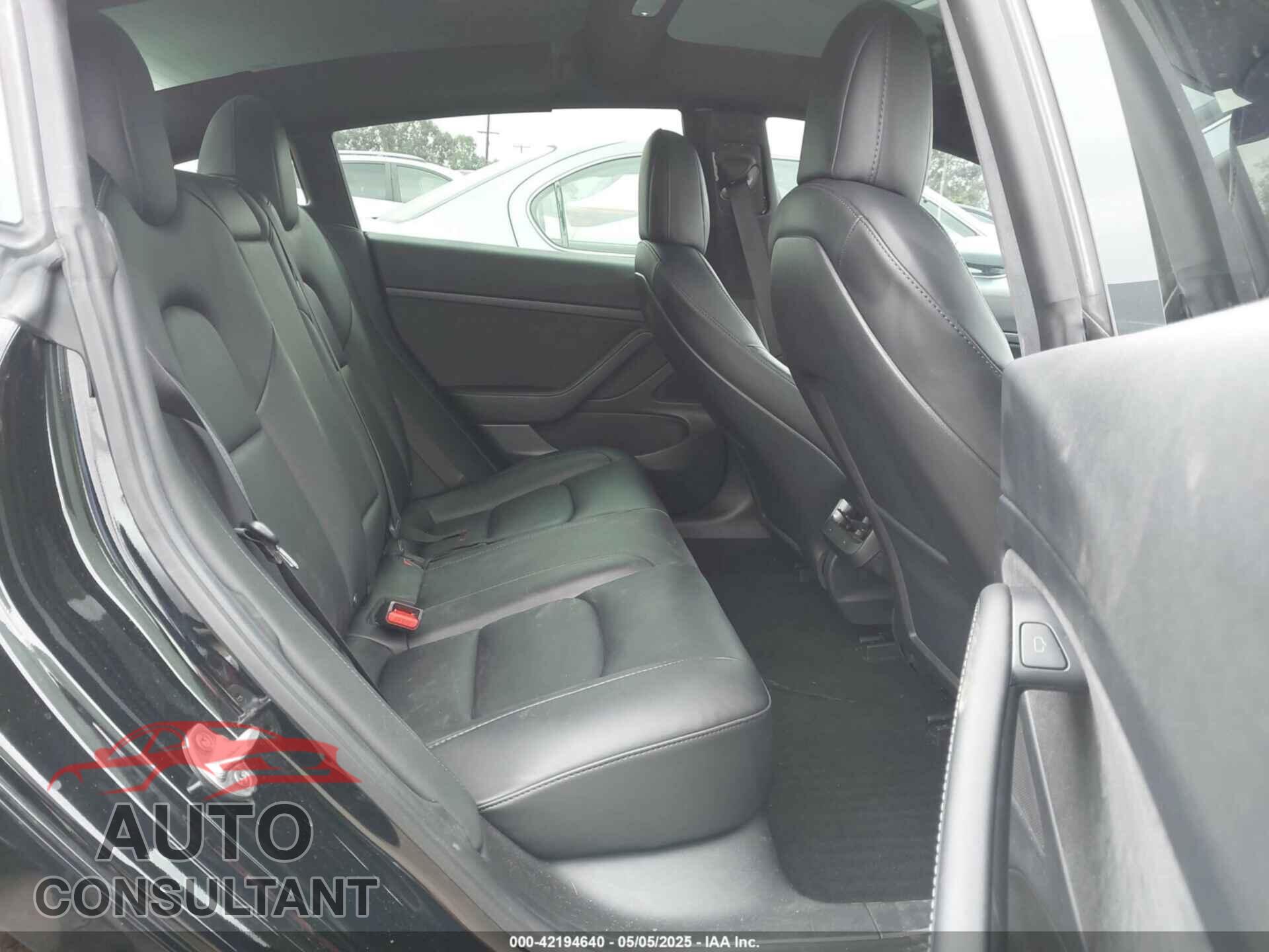 TESLA MODEL 3 2021 - 5YJ3E1EA5MF938928