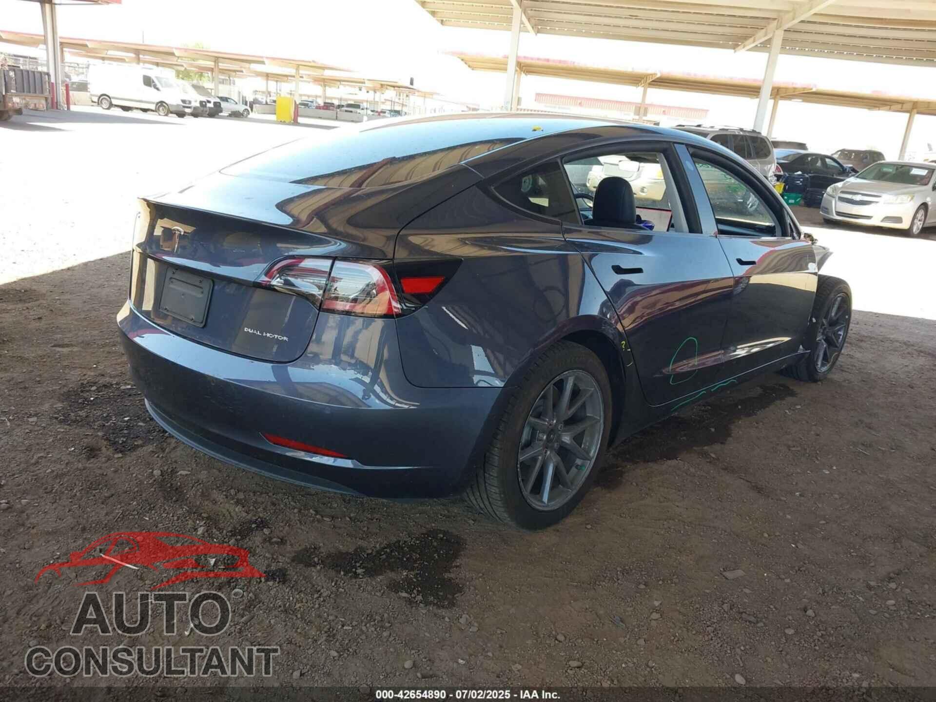 TESLA MODEL 3 2022 - 5YJ3E1EB8NF201748