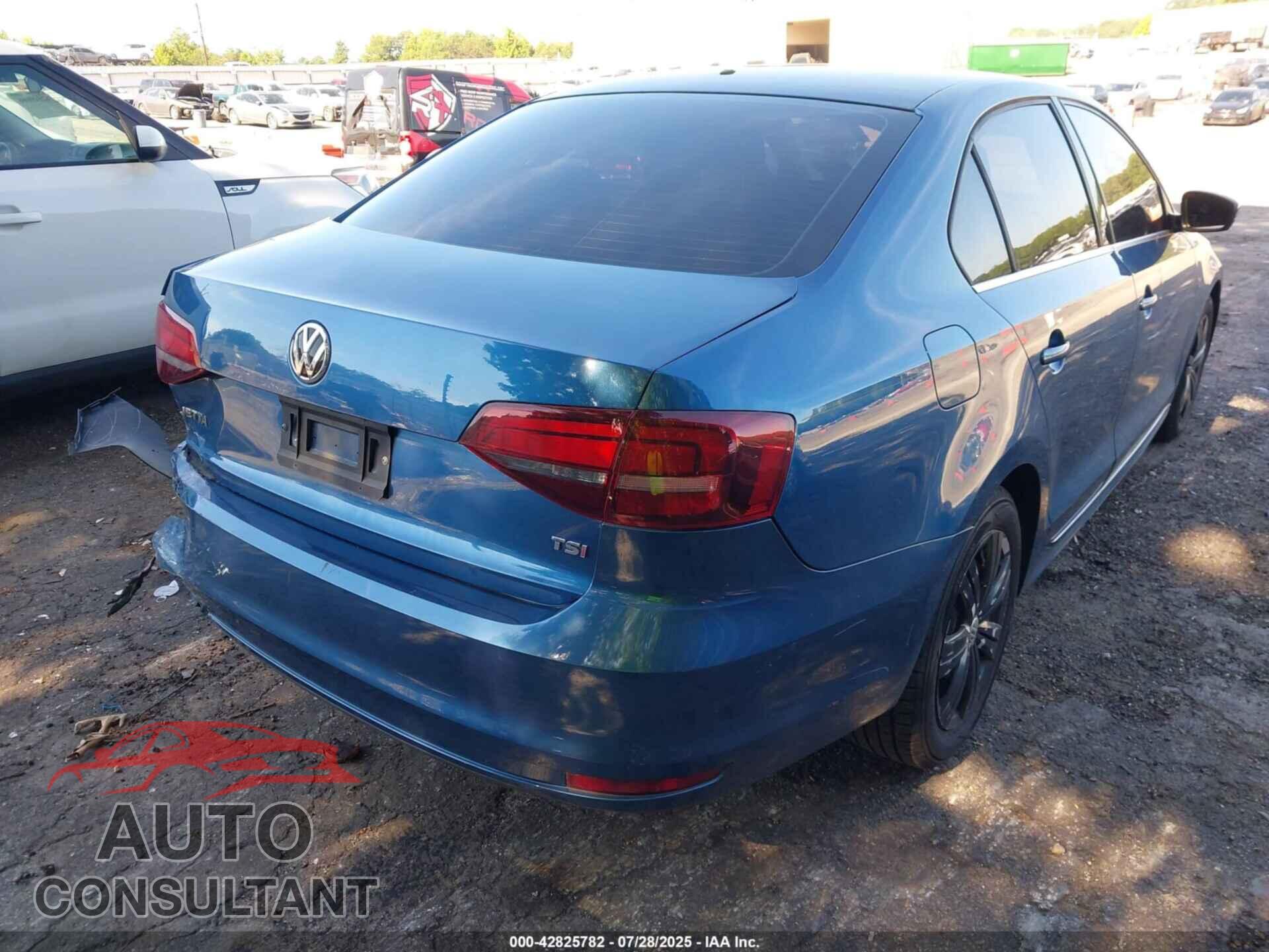 VOLKSWAGEN JETTA 2017 - 3VW2B7AJ9HM281028