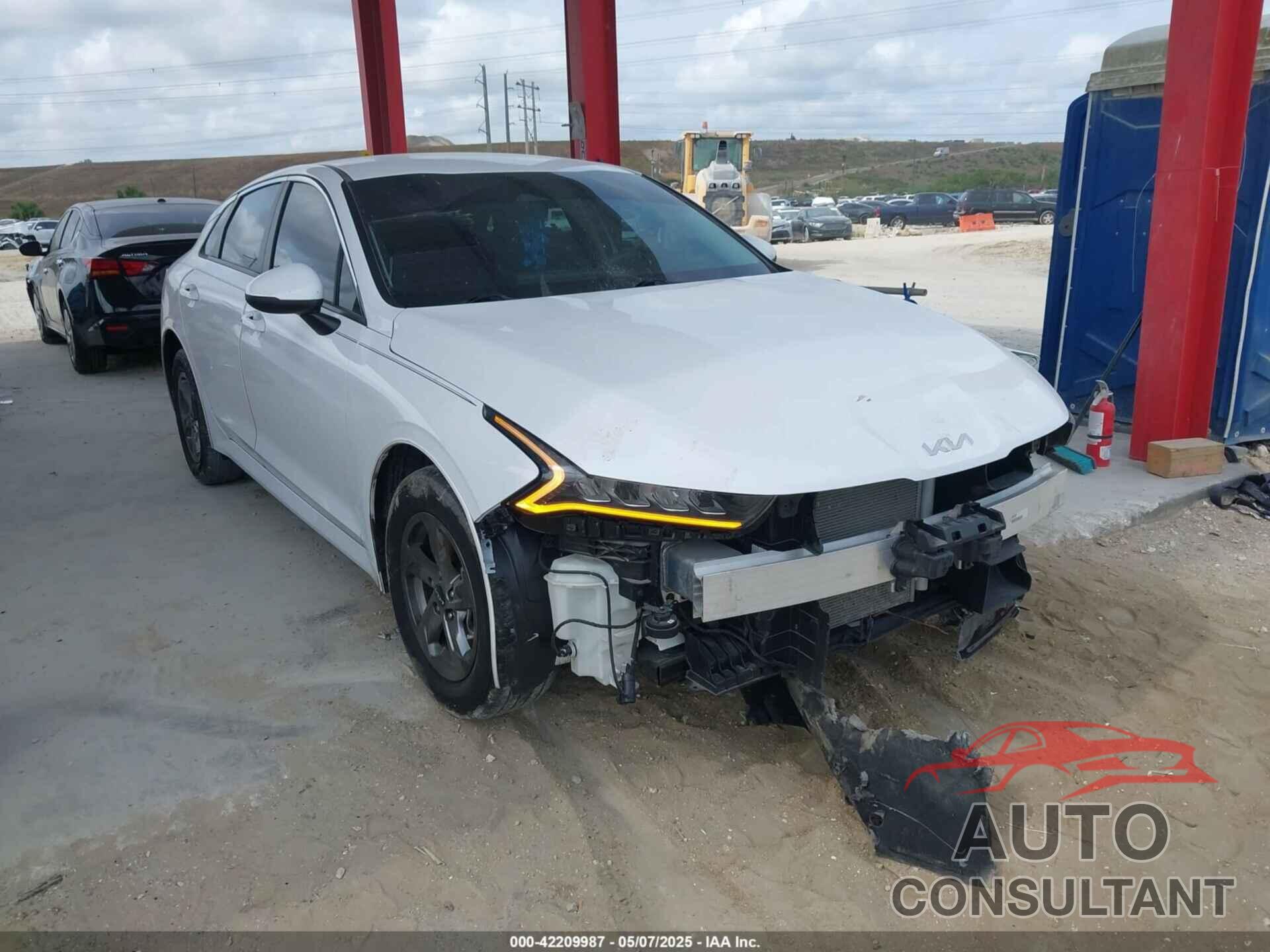 KIA K5 2022 - 5XXG14J29NG142629