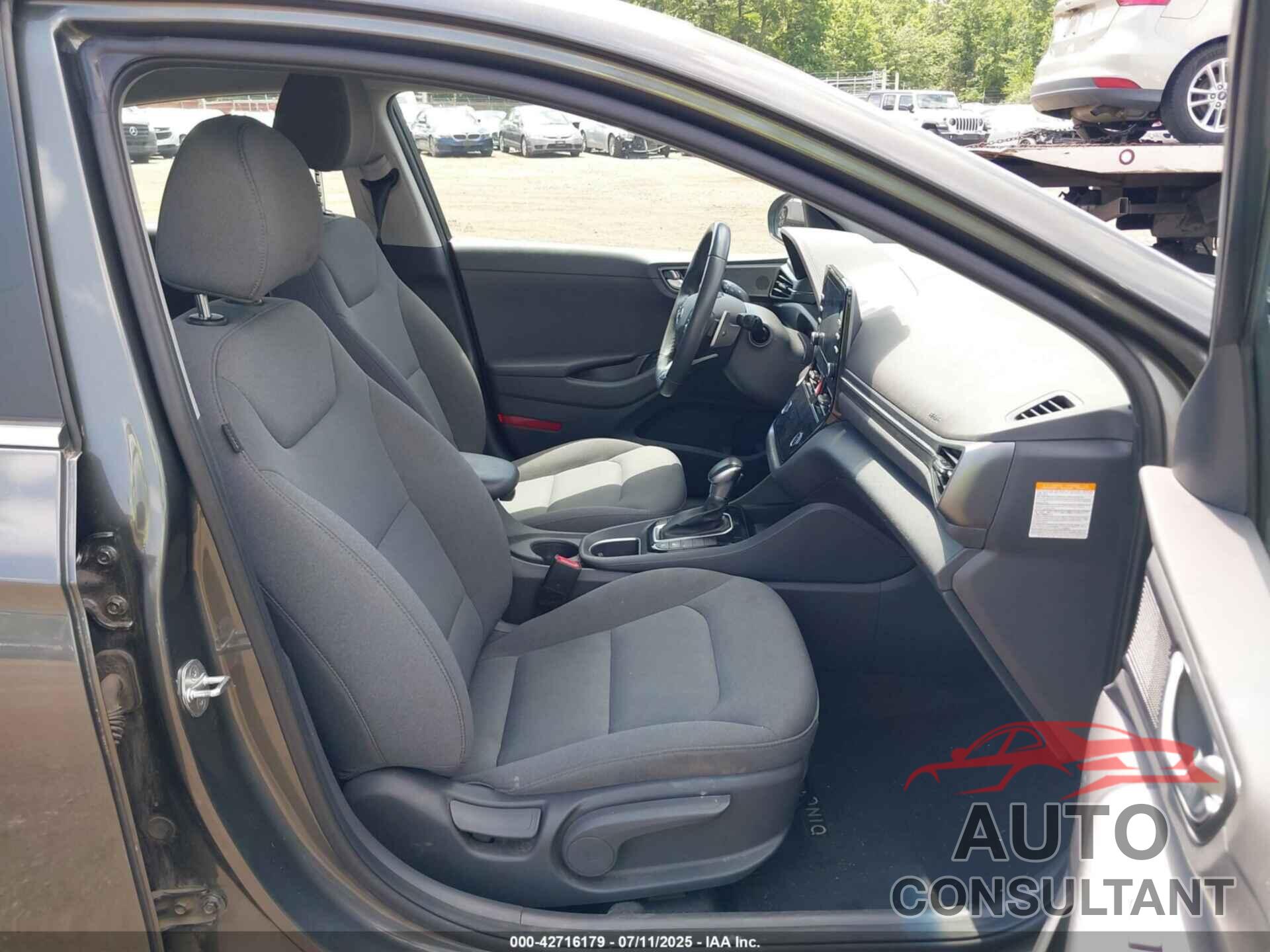 HYUNDAI IONIQ PLUG-IN HYBRID 2021 - KMHC75LD6MU260773