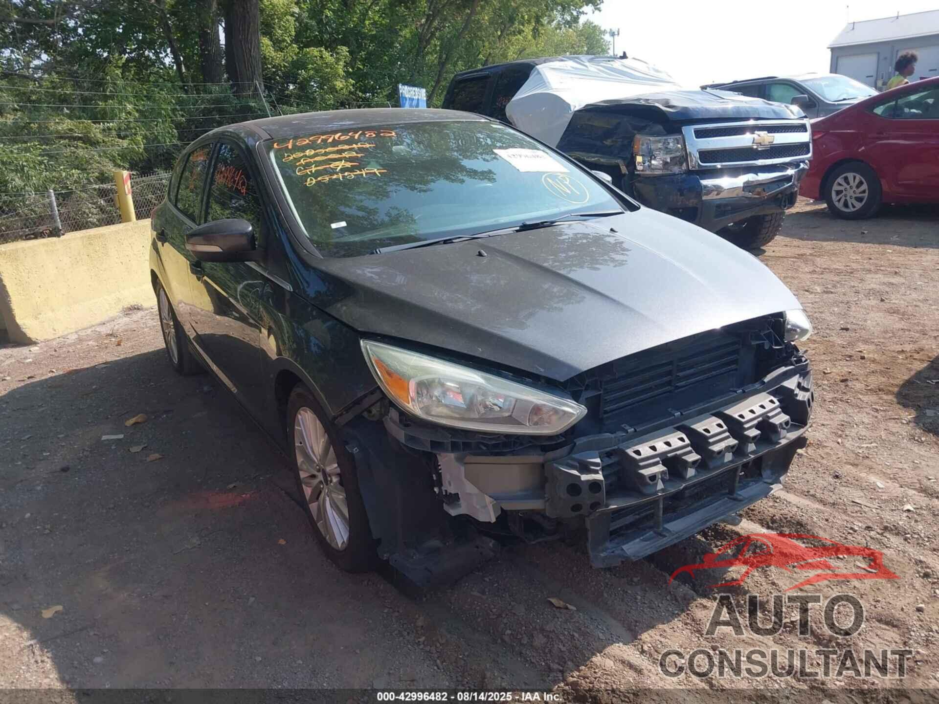 FORD FOCUS 2015 - 1FADP3N24FL254249
