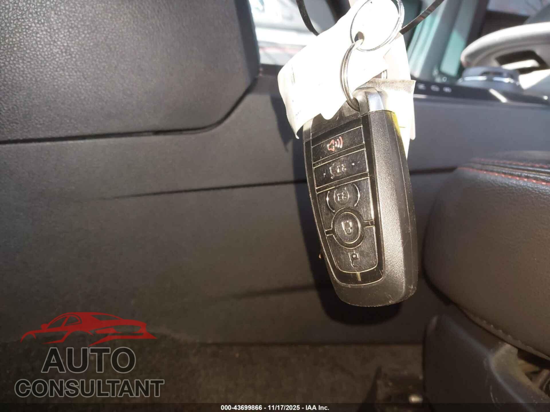 FORD EXPLORER 2018 - 1FM5K8GT1JGB27455