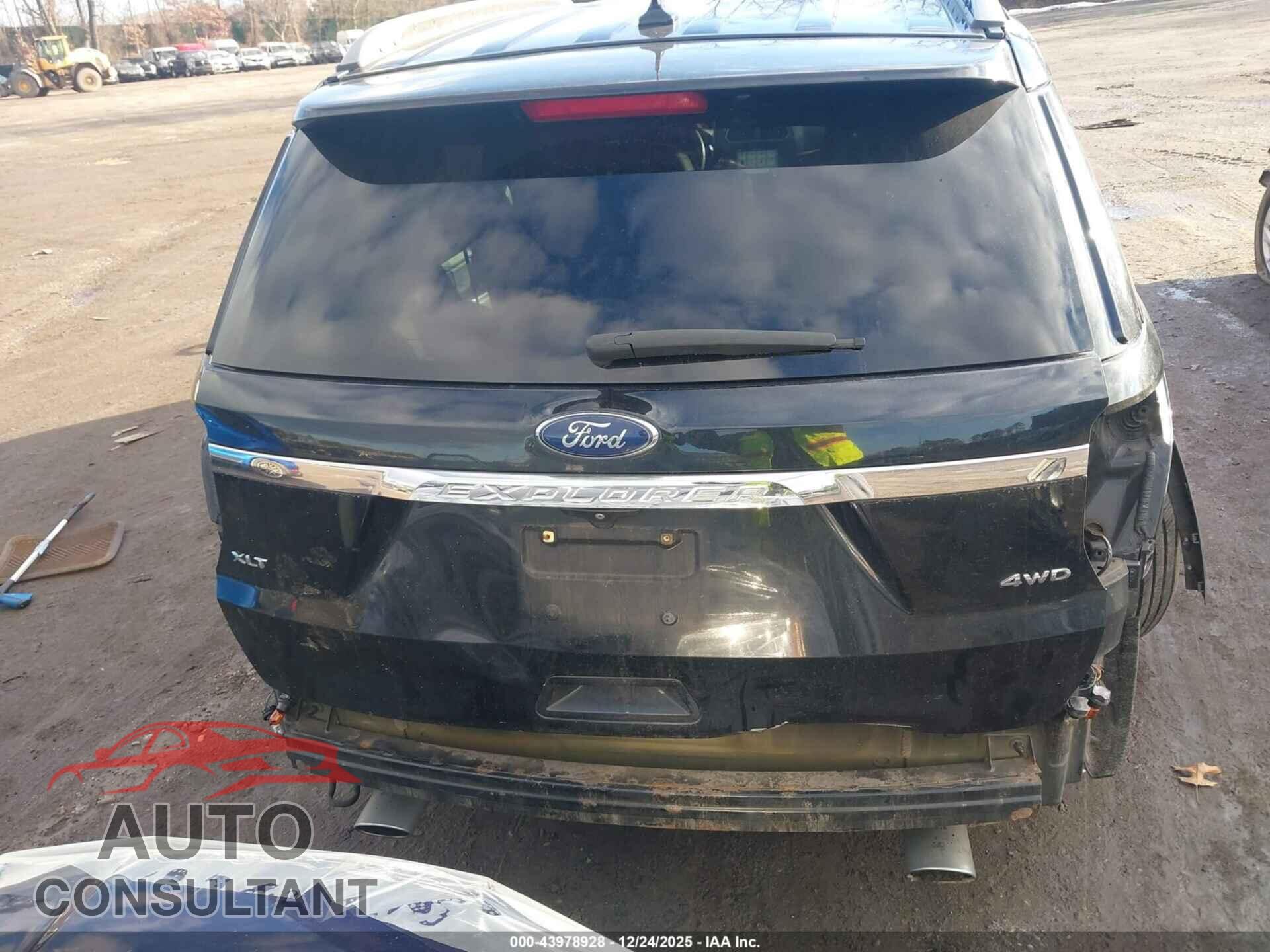 FORD EXPLORER 2018 - 1FM5K8D80JGB37393