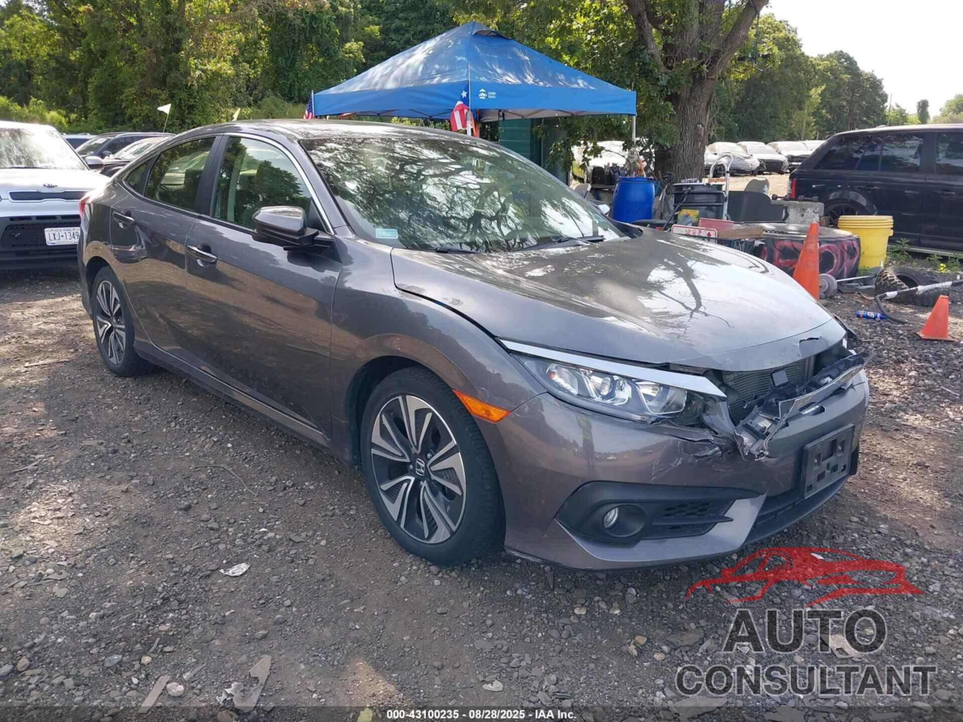 HONDA CIVIC 2018 - JHMFC1F70JX028951